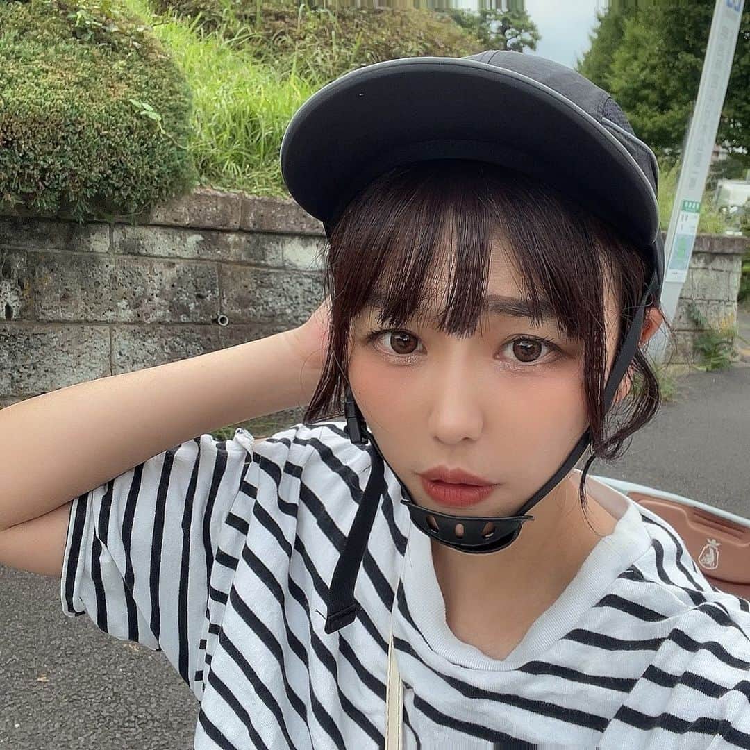 桜川ひめこさんのインスタグラム写真 - (桜川ひめこInstagram)「自転車🚲ヘルメット⛑️ デビュー🫶⭐️笑  #ヘルメット #自転車ヘルメット #自転車ヘルメットデビュー  #かわいいヘルメット」9月30日 14時55分 - sakuragawahimeko