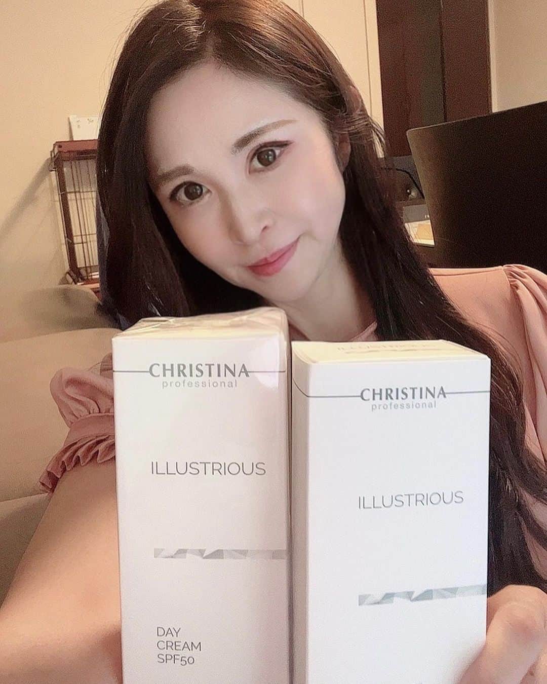のインスタグラム：「これ毎日使っている欠かせない化粧品🧴 @beautyprime11andyou」