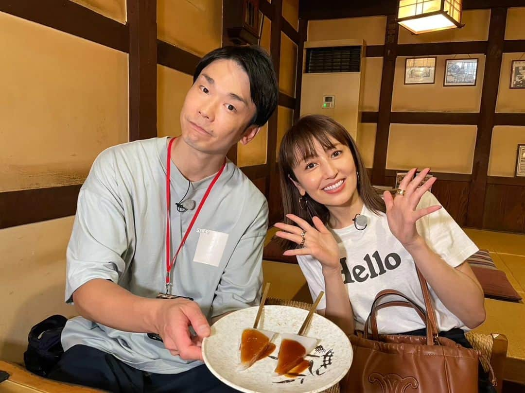 テレビ東京「太川蛭子の旅バラ」さんのインスタグラム写真 - (テレビ東京「太川蛭子の旅バラ」Instagram)「10月4日(水)夜6時25分からは  『かまいたちの名所名物先取り旅第6弾✨』  今回のゲストは、、、 山内チーム、元サッカー日本代表　前園真聖さん⚽️ 濱家チーム、女優　矢田亜希子さん💙です お2人は今回初のガチンコ対決旅！！！！ 勝ちにこだわるかまいたちに翻弄されながらも、福島の魅力を満喫できるのか！？ ぜひお2人の初ガチンコ対決旅を放送でご覧ください😉✨  📣TVerではスマホやPC、タブレットなどで全国どこからでも無料のリアルタイム配信で番組をお楽しみいただけます📺  #テレビ東京 #かまいたちの名所名物先取り旅 #先取り旅 #かまいたち #山内健司 #濱家隆一 #前園真聖 #矢田亜希子 #福島県 #会津若松 #猪苗代 #郡山 #鶴ヶ城 #白虎隊 #猪苗代湖 #野口英世 #祝言そば #GReeeeN #郡山ブラック #プラネタリウム #磐梯山 #サッカー #天国と地獄の旅 #ジェットコースター旅 #旅好きと繋がりたい」9月30日 19時00分 - tvtokyo_tagaebi