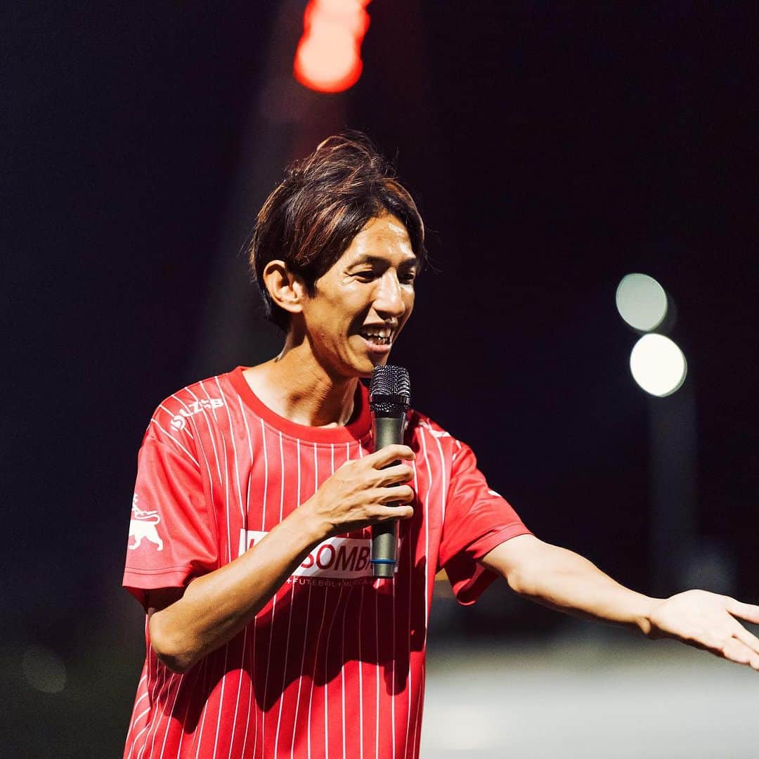 岡部将和のインスタグラム：「TVの企画でプロ選手を目指す子供たちに 10/14にトレーニングします😊 なので日本帰国しますね またお知らせしますね♪♪♪  そしてビックニュースになるのかな？ レアル・マドリードの現役スター選手と一緒に ドリブルクリニック開催します⚽️  あり得ない！できない！で動かないのは簡単で できない理由を探さずにやれる！と信じ行動する  そうしたら人間できない事無いと思ってます😆 人生一度だからこそ限界を決めず 今無い事でもできると信じて どんどん挑戦していきます☀️」