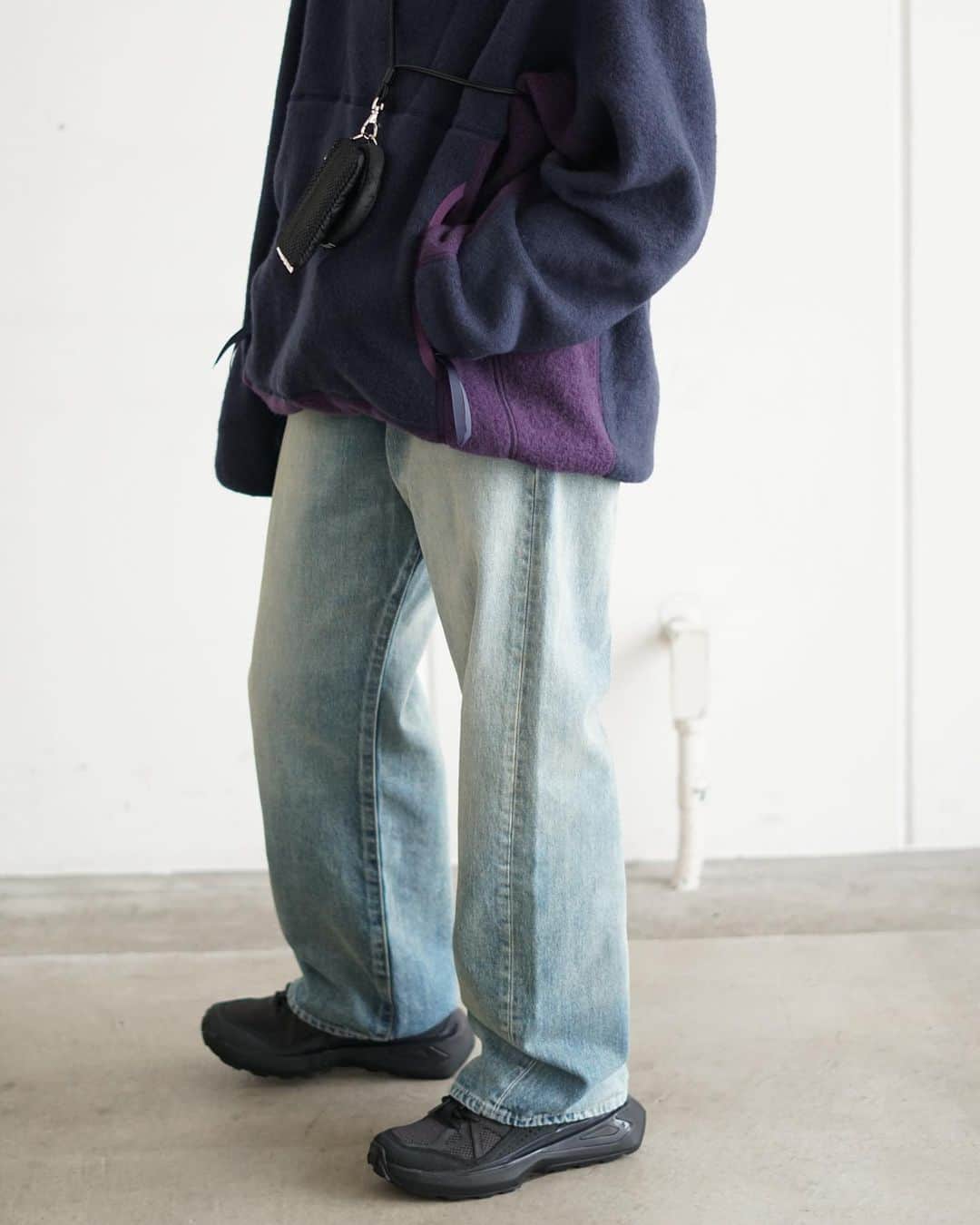 のインスタグラム：「Graphpaper   Wool Fleece Hoodie  ￥50,600(tax in)  アウトドア＆スポーツスタイルを彷彿させるコレクションピースのフーディ。  23AWのブランドのテーマである「マウンテンビュー」に伴ったアウトドアスタイルにもぴったりな一着です！  ⁡ ⁡ ⁡ 詳しくはオフィシャルサイト【ARKnets】にて。 ■商品や通信販売に関しまして ご不明な点がございましたらお気軽にお問い合わせください。 ----------------------------------- オフィシャルサイトの在庫と店頭在庫は共有しております。 商品に関しましては、お気軽にコメントや店舗までお問い合わせください。 ⬇︎⬇︎⬇︎ @ann_de_ark  @arknets_official ⁡ #fashion #栃木 #宇都宮 #ショップ #セレクトショップ　#arknets #anndeark #graphpaper #salomon  ----------------------------------」