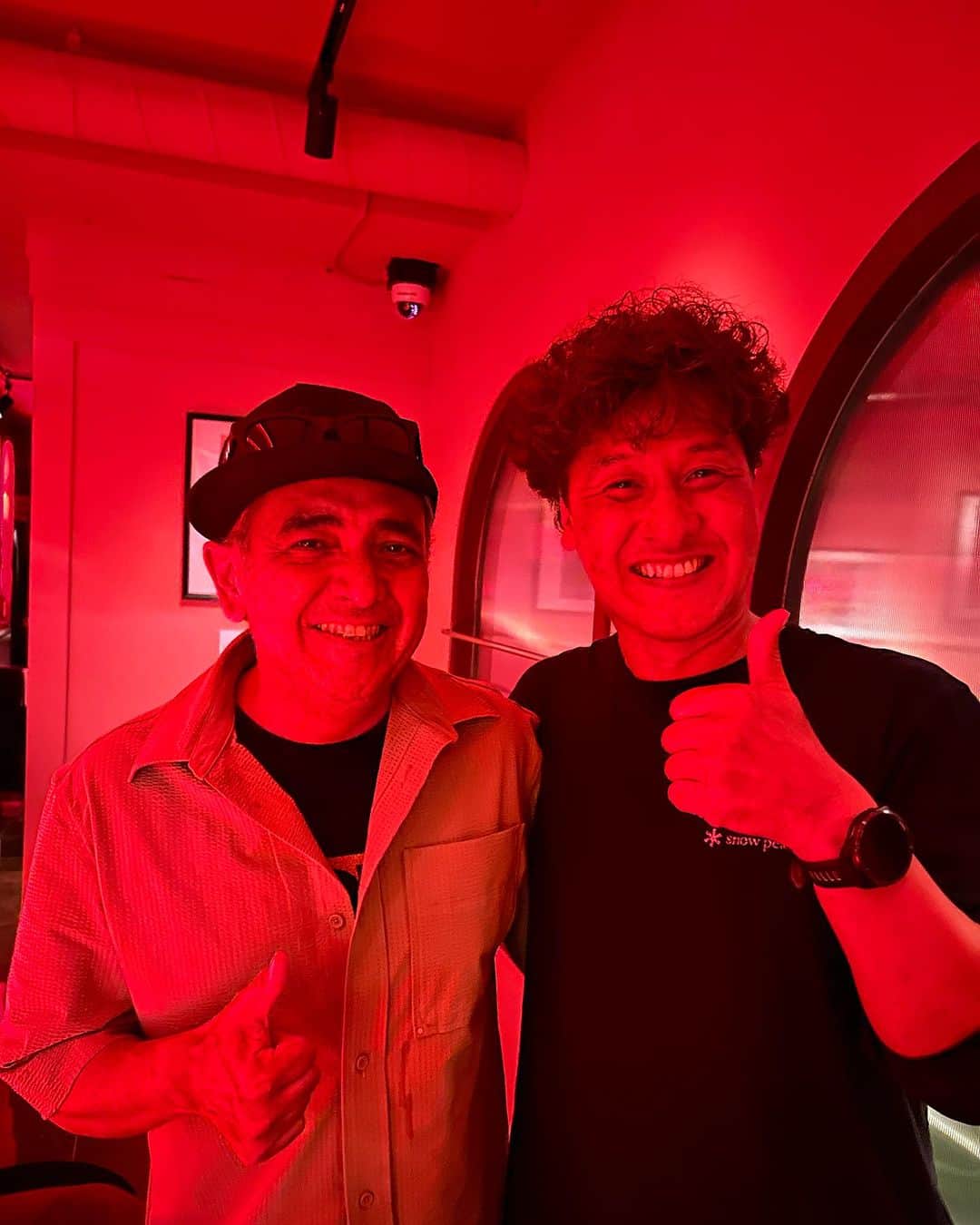 のインスタグラム：「代官山のお店で深夜に DJ TAROさんとお会いしました。Yeah!✨ 同級生😎」