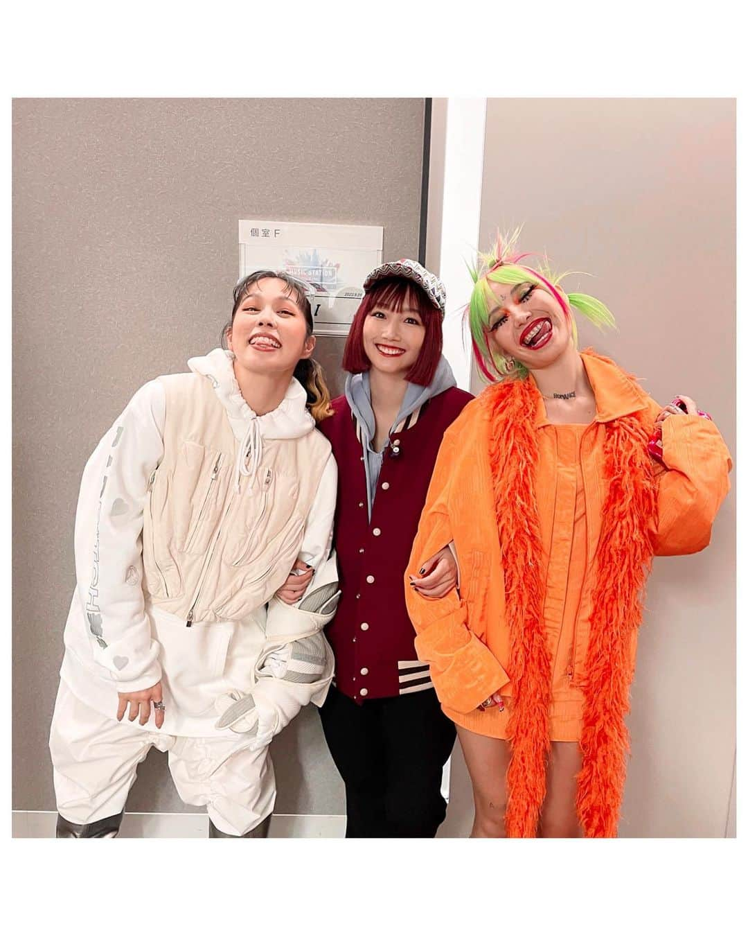 大塚愛さんのインスタグラム写真 - (大塚愛Instagram)「AIとNENE。  AIには久しぶりに会えてとっても嬉しかった🤩  なんだろう、大好きです。  peace!  AIO  #ai #nene  #thanks  #めっちゃ #cute #最高です #あいあい #再会」9月30日 17時00分 - aiotsuka_official