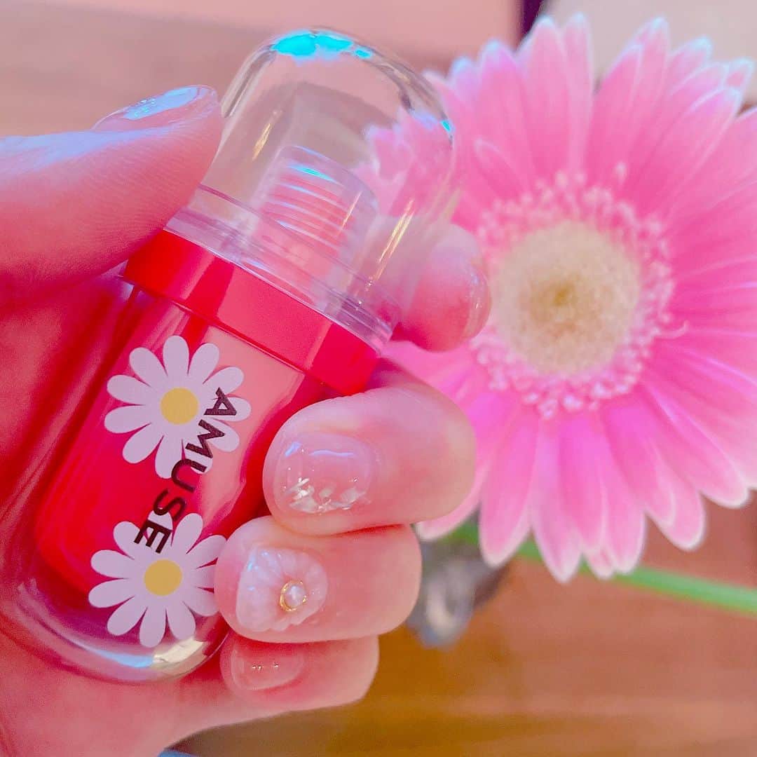 のインスタグラム：「秋になって本気でスキンケアがんばる季節~♡ ⁡ 韓国コスメ大好き♡ アンプルもパックも最高に肌の調子いいです！ ⁡ AMUSEのティントも色可愛いくて最近のお気に入り~🍒 ⁡ ⁡ 💗 https://special.qoo10.jp/DynamicAD/5298/ ⁡ 💗「20%メガポ」キャンペーンもやっていてお得。 ⁡ #Qoo10MegaKit #Qoo10 #メガポ #PR」