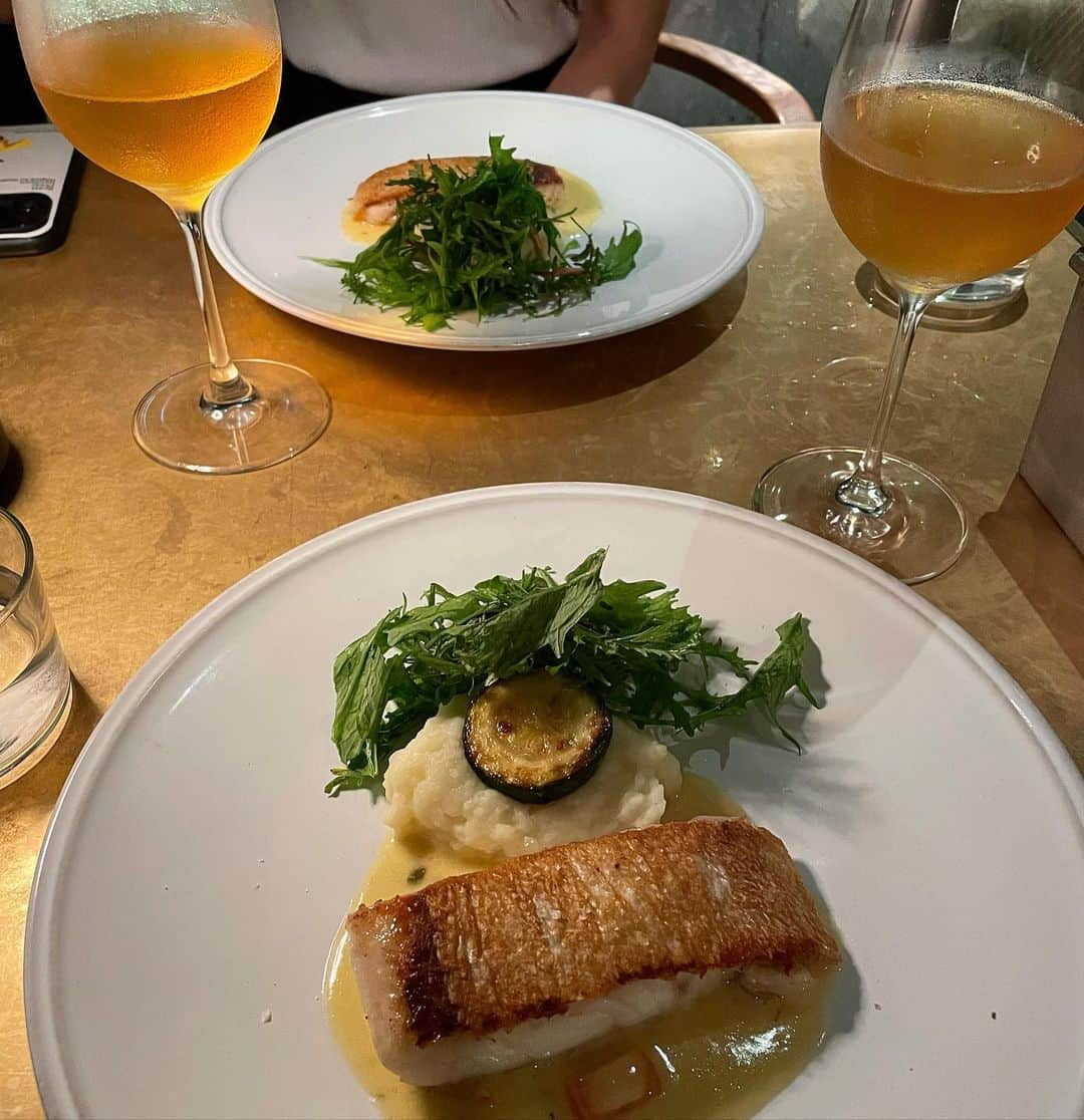 生形由佳さんのインスタグラム写真 - (生形由佳Instagram)「🍷✨  @dining_grip」9月30日 17時17分 - yuka.ub