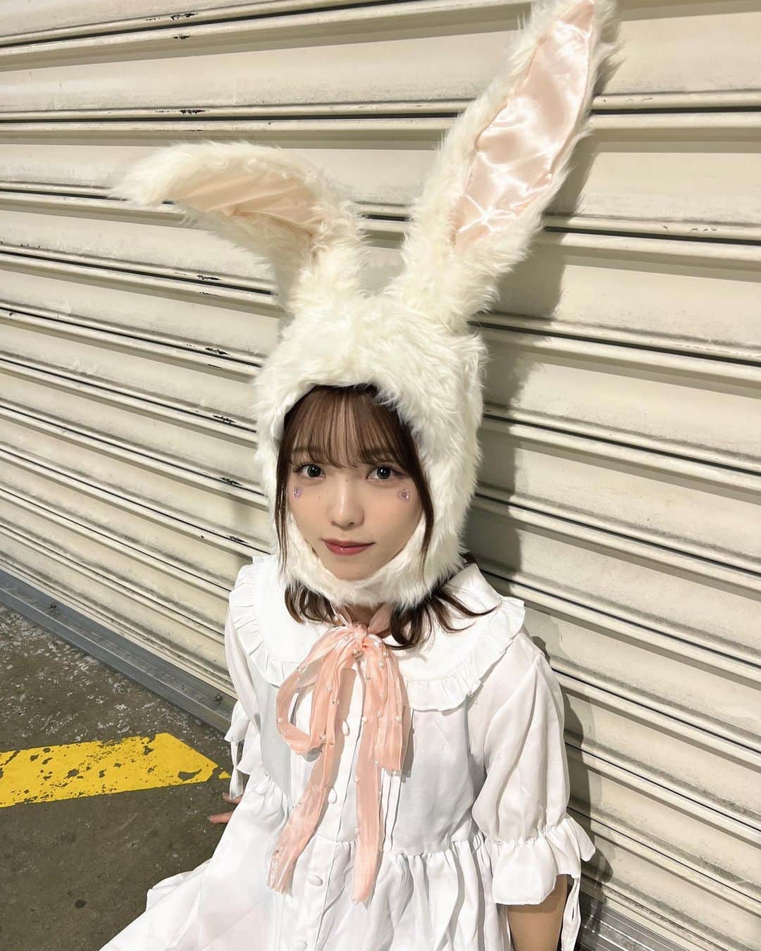 高橋彩音のインスタグラム：「握手会ありがとうございました！ ハロウィンの仮装はうさぎしました🐰🎀」