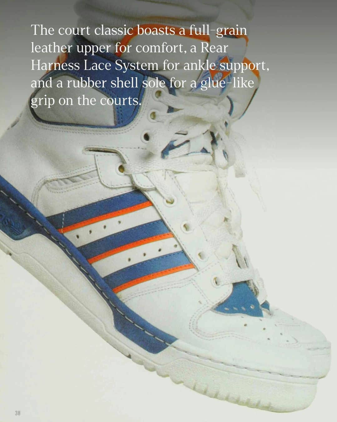 adidas Originalsさんのインスタグラム写真 - (adidas OriginalsInstagram)「1986. The #adidasRivalry is introduced. Born on the court, embraced by culture. A true Original.  #WeGaveTheWorldAnOriginal」10月29日 22時15分 - adidasoriginals