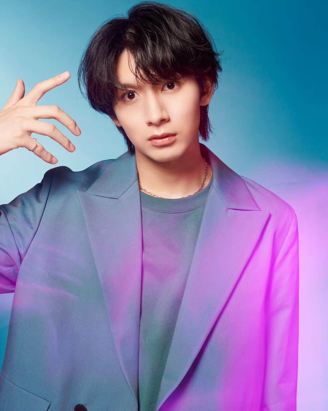 のインスタグラム：「SEPT presents『DREAM TELLER』  ビジュアル解禁  紫色のモヤモヤが、ええよねぇ  公演日程 11月30日(木)～12月3日(日) 全8公演  劇場 こくみん共済 coop ホール／スペース・ゼロ  #SEPT #ドリテラ」