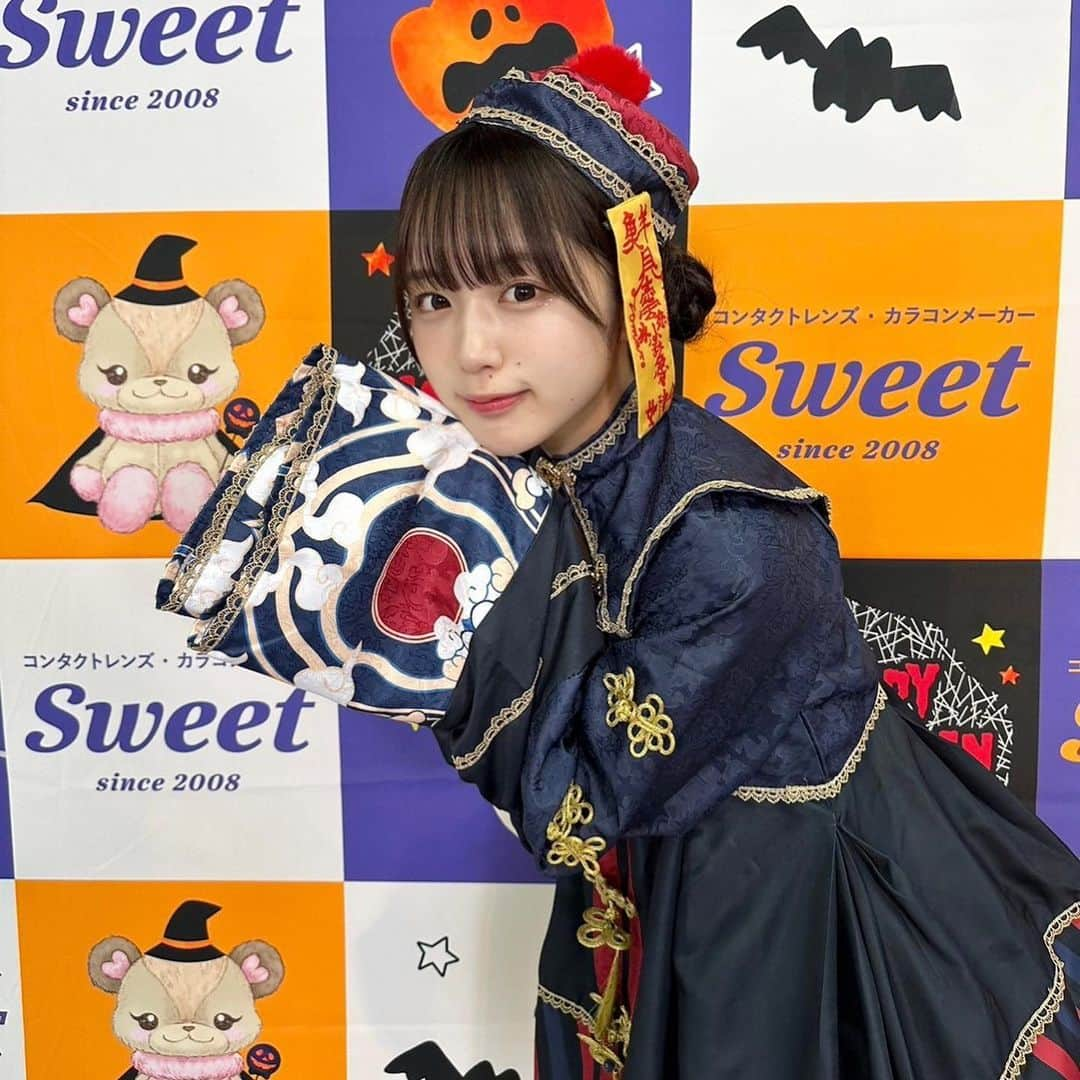 なえなのさんのインスタグラム写真 - (なえなのInstagram)「ULULUMO ハロウィンイベントありがとうございました👶🏻✊🏻  今年の仮装は ナースメイド、キョンシー、ねこ！ みんなとたくさん触れ合えてなえも楽しかったヨゥ✊🏻 一緒に撮った写真とか送ってね」10月29日 20時50分 - naenano0114