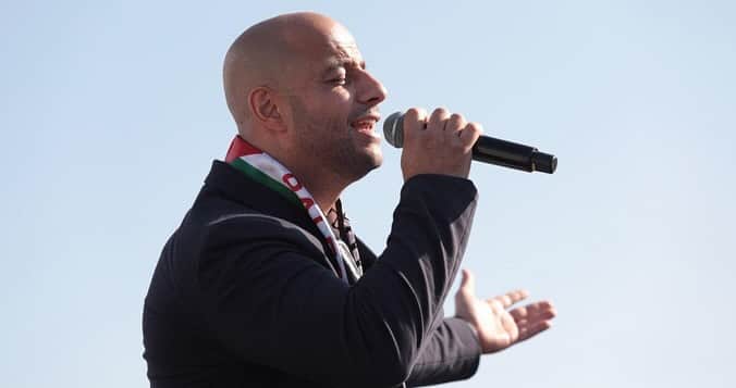 マヘル・ザインのインスタグラム：「It is my duty as a human being and an artist to stand - along with a million people in İstanbul - in solidarity with my brothers and sisters in Palestine calling for an immediate ceasefire in Gaza and praying for peace & justice.   #PalestineWillBeFree  #alhamdulillah」
