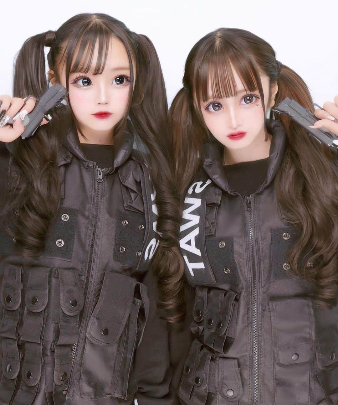 村上美侑羽さんのインスタグラム写真 - (村上美侑羽Instagram)「SWAT❤︎🔫 #プリクラ #ぷりんと倶楽部 #love #swat #ぷりくらぽーず #ハルイロセカイ」10月29日 21時07分 - miyuuuuu0123