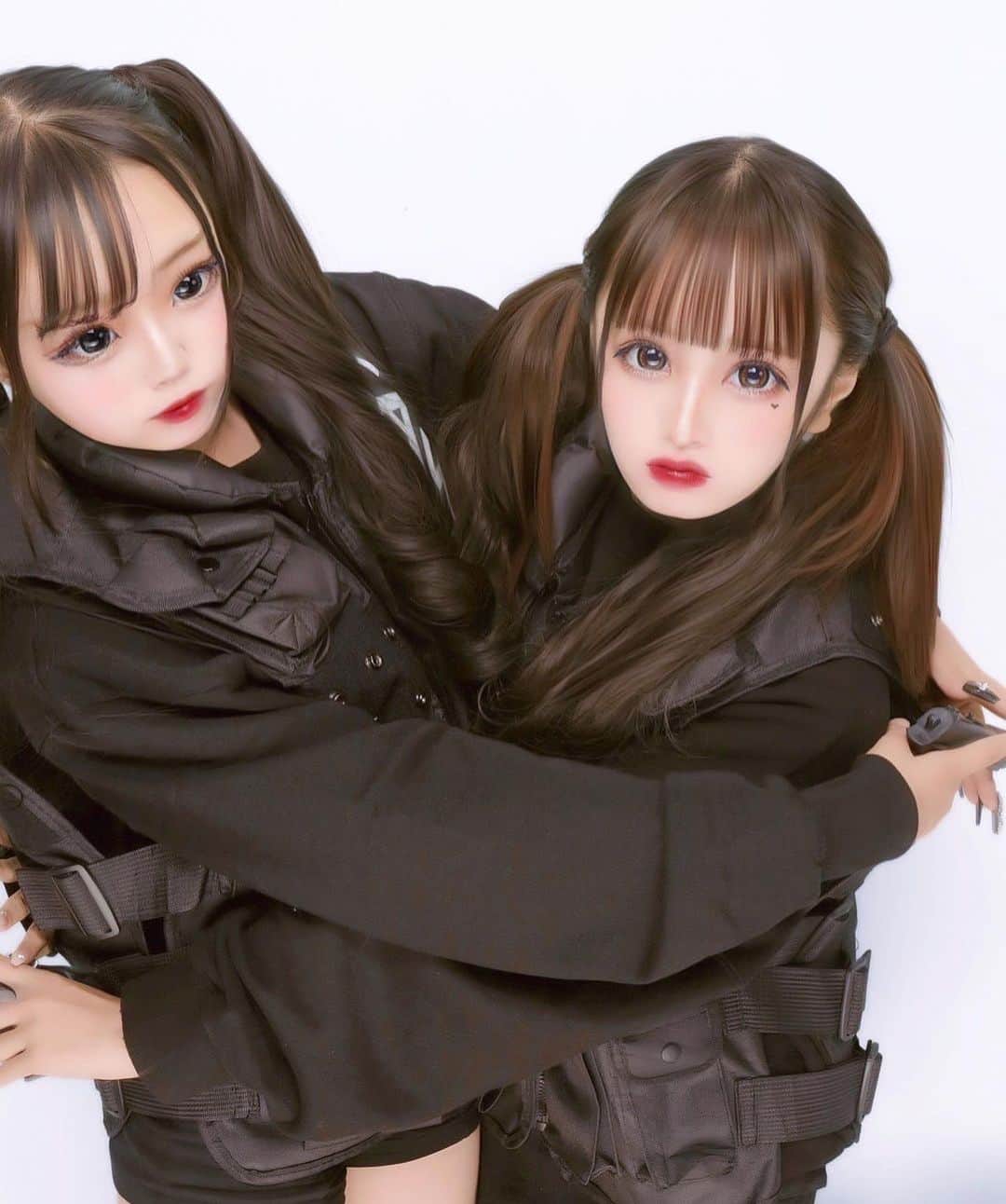 村上美侑羽さんのインスタグラム写真 - (村上美侑羽Instagram)「SWAT❤︎🔫 #プリクラ #ぷりんと倶楽部 #love #swat #ぷりくらぽーず #ハルイロセカイ」10月29日 21時07分 - miyuuuuu0123