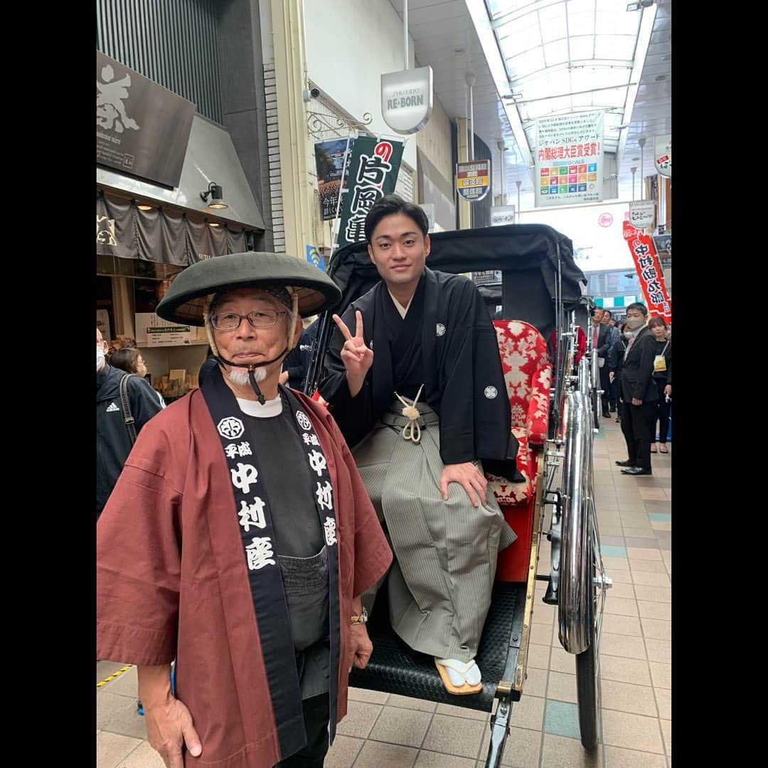 中村福之助さんのインスタグラム写真 - (中村福之助Instagram)「. 『お練り』 平成中村座は11月1日からです‼︎  #中村福之助 #小倉 #平成中村座」10月29日 21時00分 - fukunosuke_3