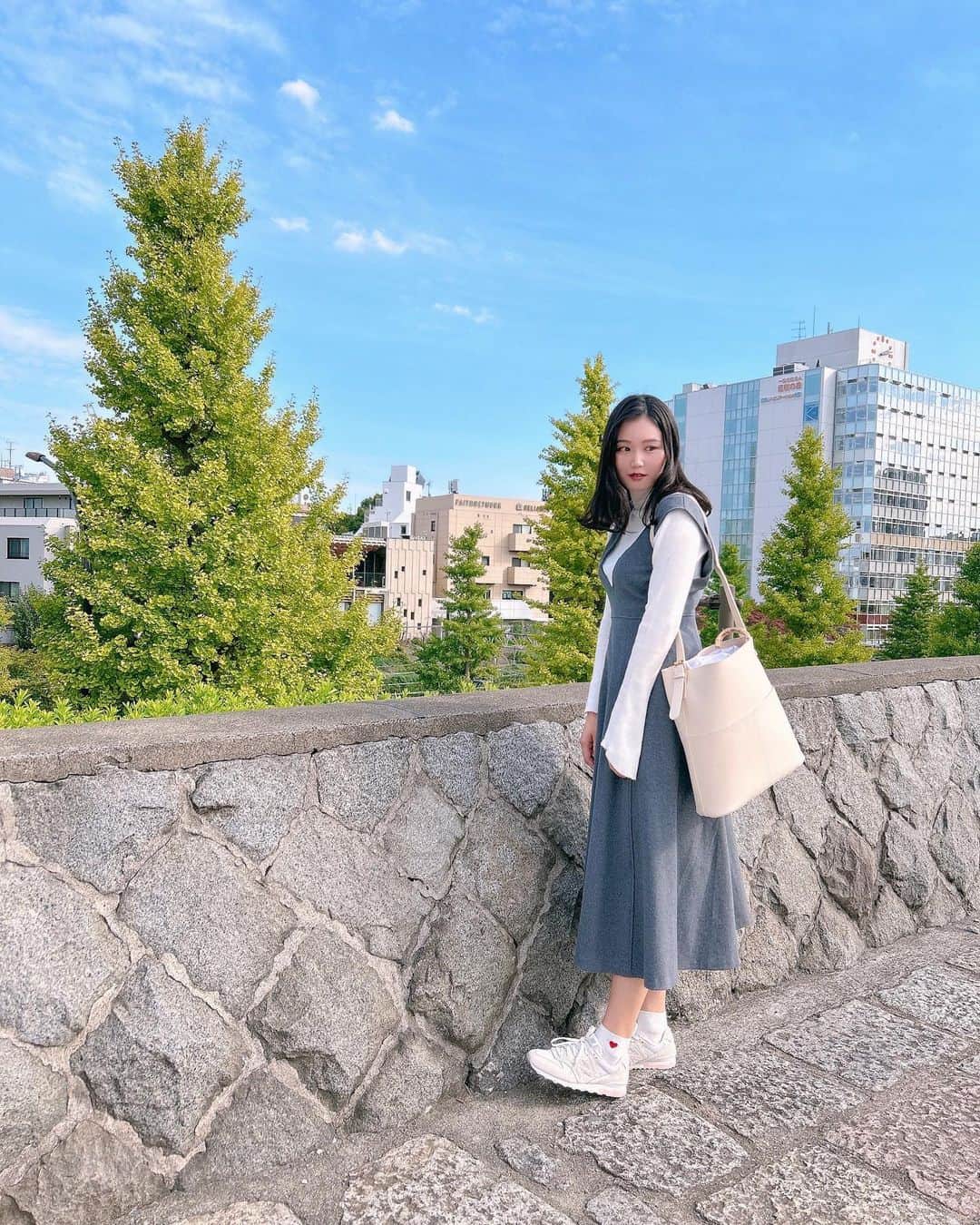 太田理恵のインスタグラム：「寒くなってきた🥲」