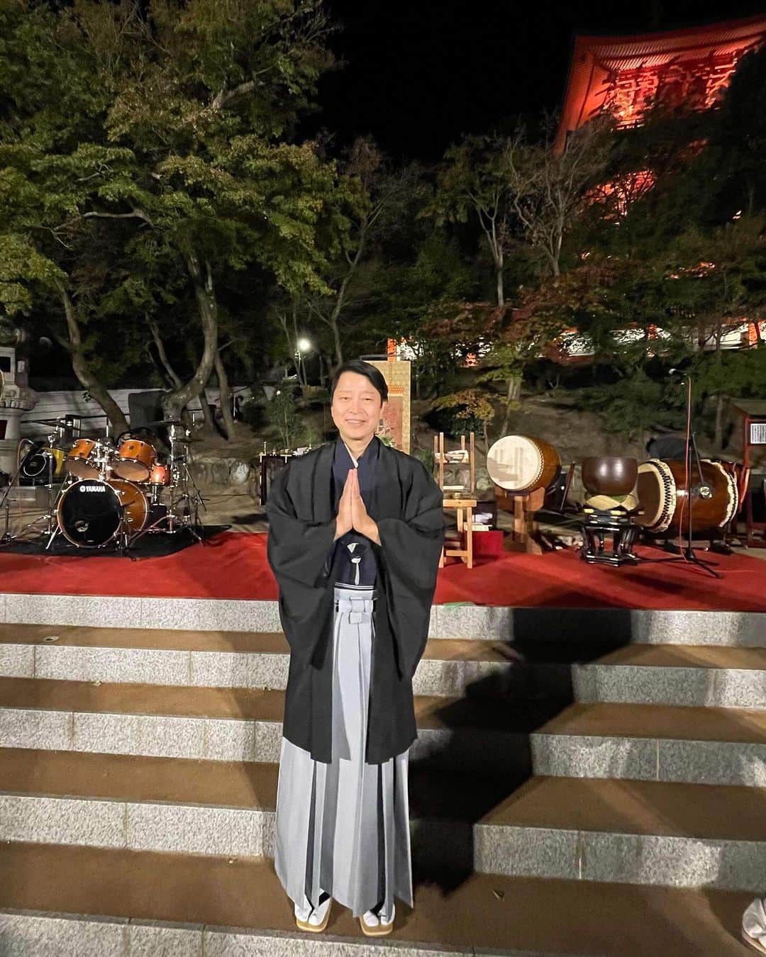中野耕史のインスタグラム：「無事に #須磨夜音 厳修いたしました🙏 今年も心熱く、そのあと穏やかになりました ありがとうございます！ #須磨寺 #平家物語 #語り」