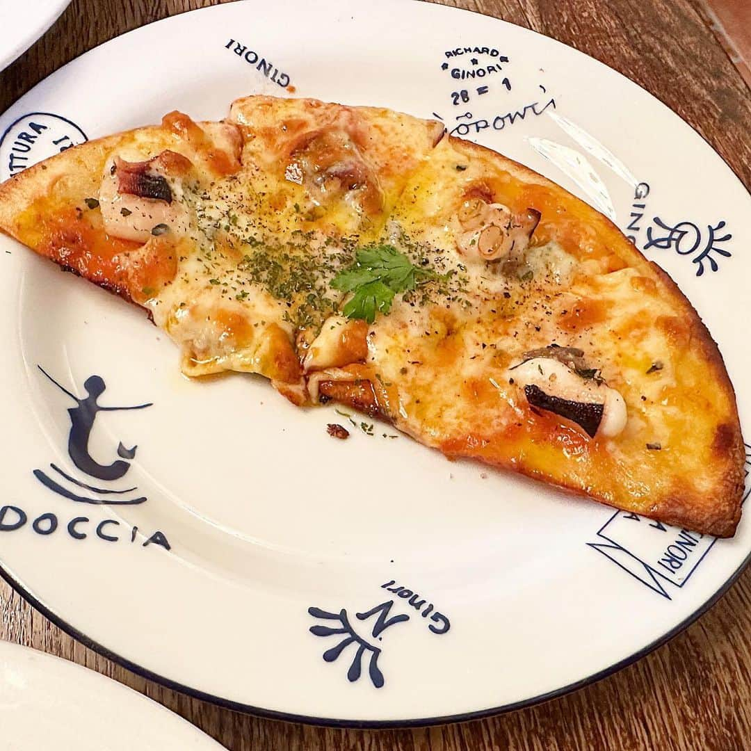 とぎもちさんのインスタグラム写真 - (とぎもちInstagram)「. 【高松 🇯🇵 다카마쓰】  高松にある パスタカフェ エピソード🍝  学生時代からずっと通ってる 大好きなパスタ屋さん💕  ここの季節ごとに変わるパスタが 毎回食べたくなる‼️  高松駅向かう途中に 食べて行きました😍  甘栗とポルチーニ茸 スイートコーンの和風オーリオ💓  秋が溢れすぎてる。。  ここのピザも 焼きたてめっちゃ美味しい🫣🍕  #パスタカフェエピソード #エピソード #高松 #香川 #日本 #高松グルメ #高松パスタ #高松ランチ #香川グルメ #香川パスタ #파스타카페에피소드 #다카마쓰 #카가와 #일본 #다카마쓰맛집 #일본맛집 #とぎもちエピソード #とぎもちパスタ」10月29日 21時15分 - togistagram