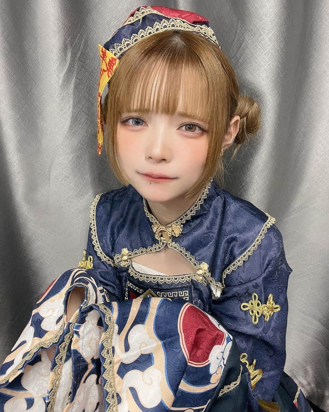 眠岸ぷりんさんのインスタグラム写真 - (眠岸ぷりんInstagram)「キョンシーさんです！実はオッドアイ！    #ハロウィン  #ハロウィンコスプレ  #ハロウィン仮装」10月29日 21時33分 - purin__oi4