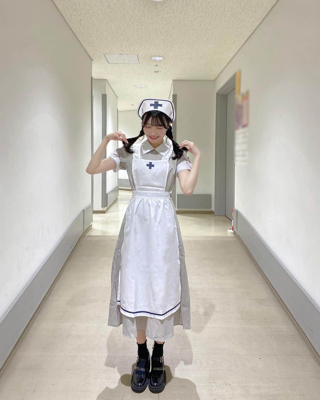 苗加結菜さんのインスタグラム写真 - (苗加結菜Instagram)「お仕事でコスプレする機会あるの楽しいね🩺🎶」10月29日 21時35分 - naeka_yuuna