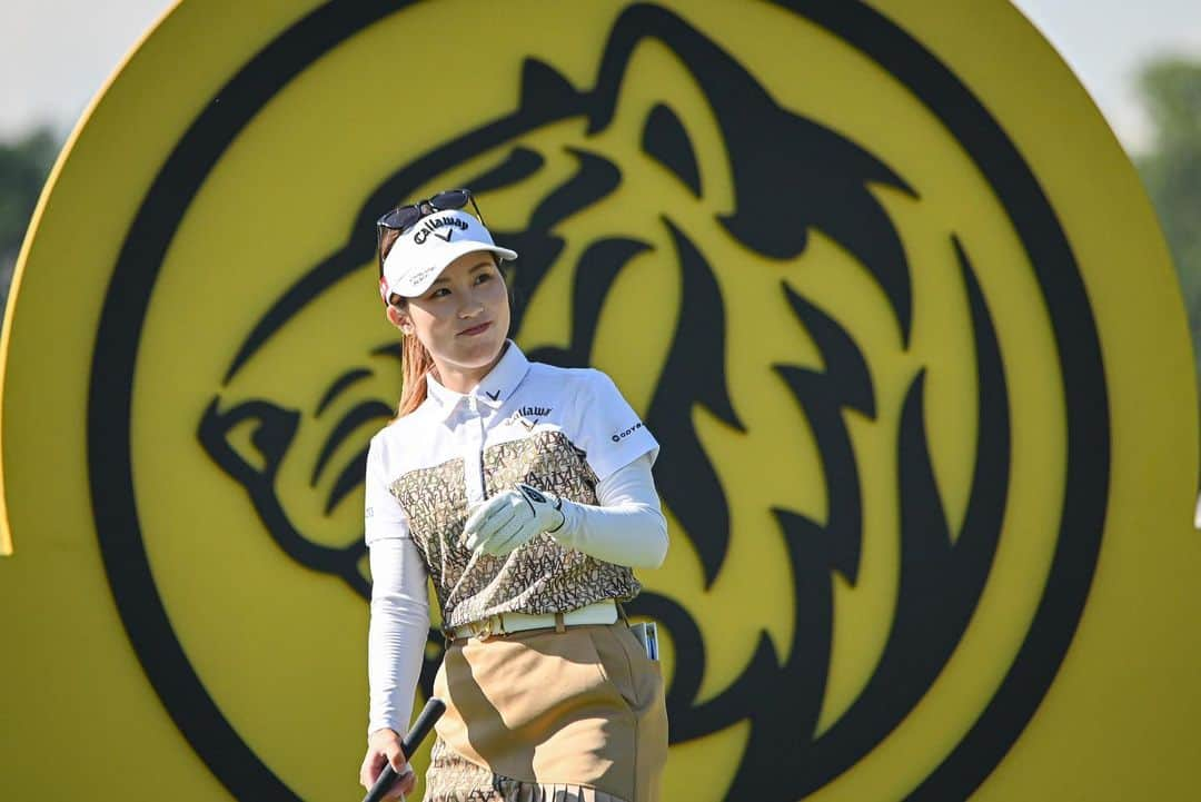 西村優菜さんのインスタグラム写真 - (西村優菜Instagram)「#MaybankChampionship ⁡ Terima kasih Malaysia!!🇲🇾 ⁡ 今週も応援ありがとうございました🫶🏼 たくさんの人の温かさに触れた1週間でした！ マレーシア、素敵だったなあ🌼 ⁡ 来週はいよいよ日本🇯🇵 楽しみです♡ 頑張りまーーす！！ ⁡」10月29日 21時35分 - yunapan_02