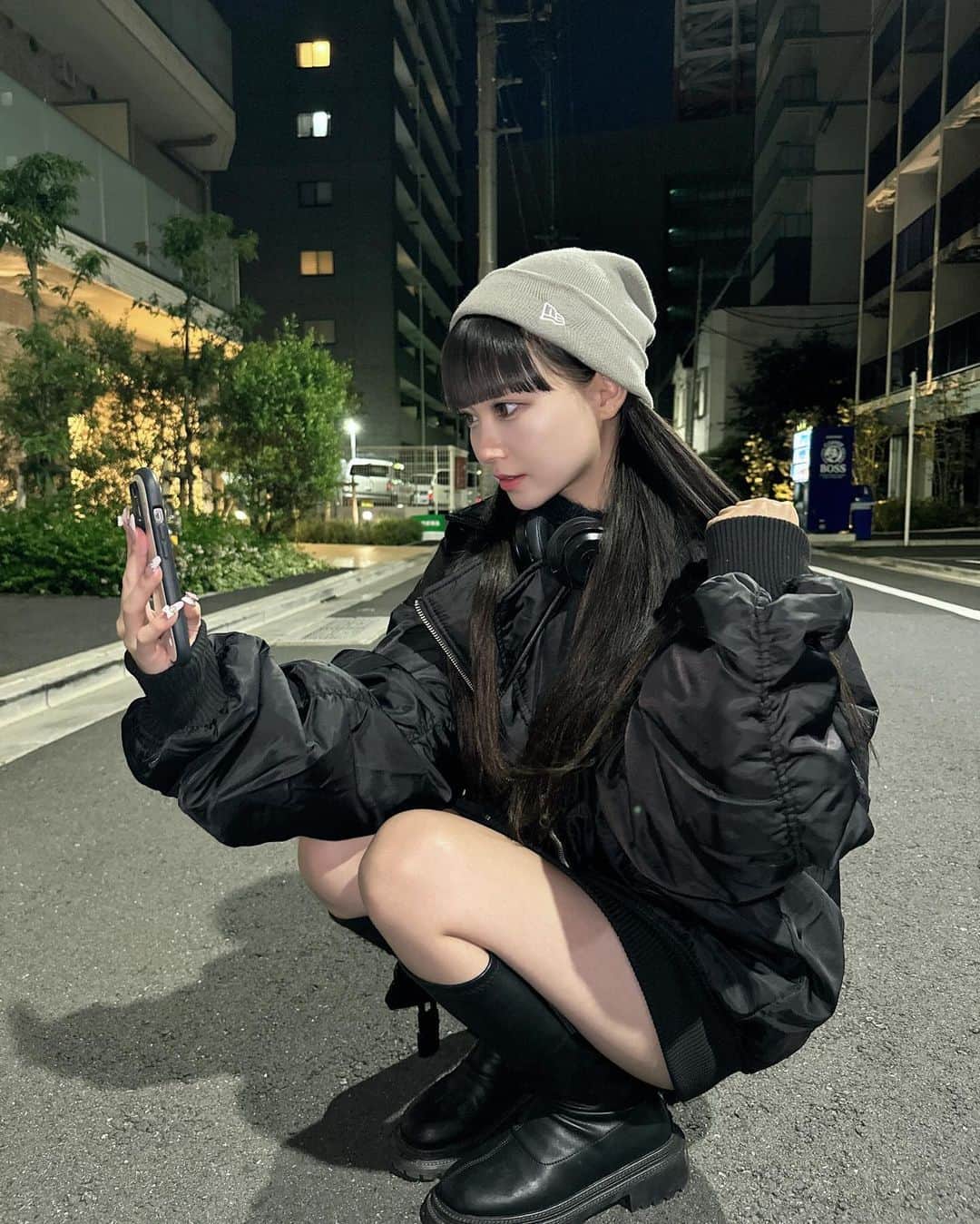 しみずくるみのインスタグラム：「今期初アウターは @jouetie_official のMA_1🩶オーバーサイズで可愛くて一気に大人っぽい雰囲気にしてくれてとってもお気に入りですっ💭 #PR #jouetie #jouetie_ootd」