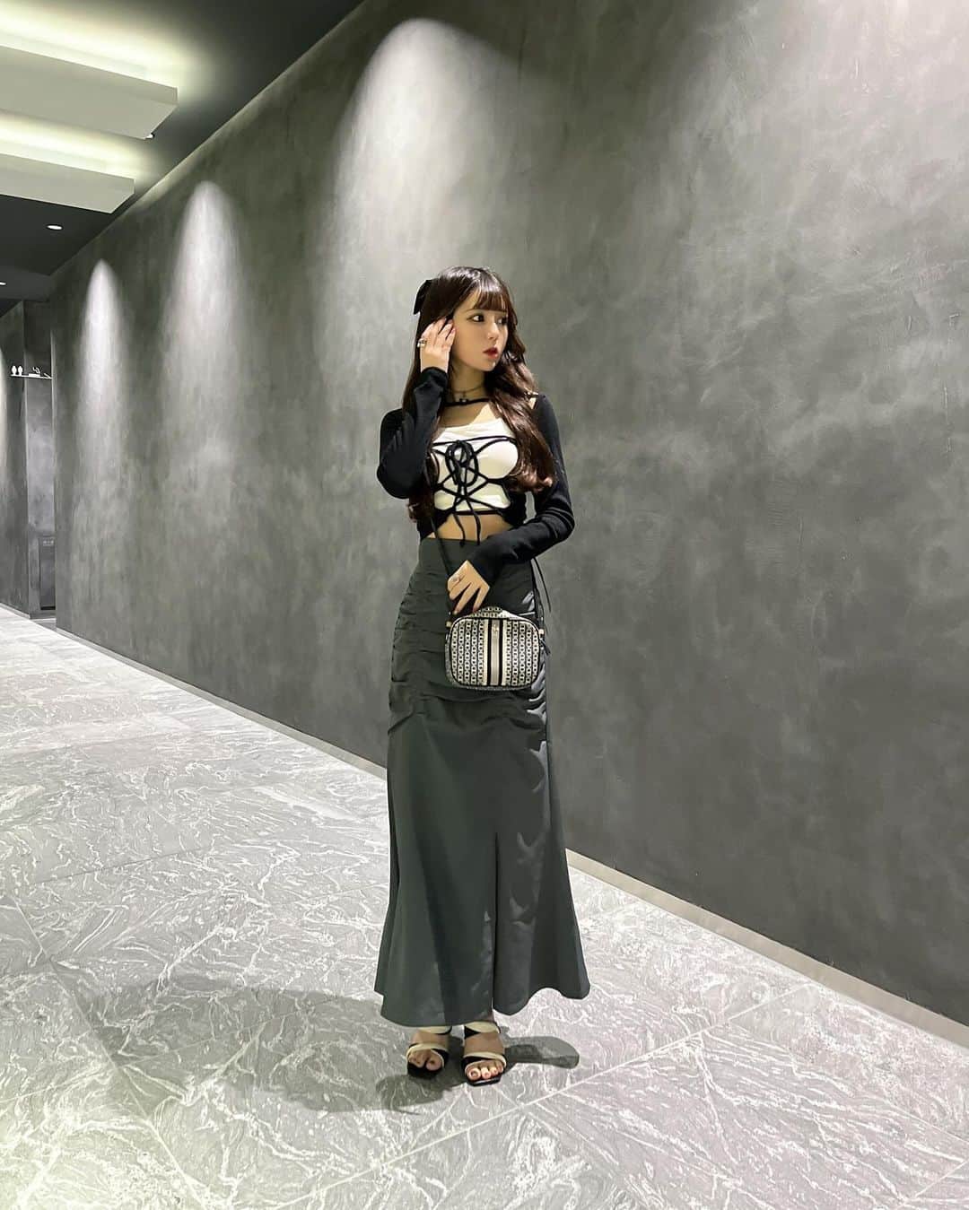 夢乃まゆこさんのインスタグラム写真 - (夢乃まゆこInstagram)「みながﾊﾛｳｨﾝ載せてる中、私服載せてゆく夢月さん ⁡ ⁡ ⁡ ⁡ ⁡ ⁡ ˙˚ 𓆩 ✞ 𓆪 ˚˙ ⁡ ⁡ ⁡ ⁡ ⁡ ⁡ ⁡ ⁡ - - - - - - - - - ꒰ ♡ ꒱ - - - - - - - - - ⁡ ⁡ ⁡ ⁡ ⁡ ⁡ ⁡ ⁡ ⁡ ⁡ ⁡ ⁡ ⁡ ⁡ ⁡ ⁡ ⁡ ⁡ ⁡ ⁡ ⁡ ⁡ ⁡ ⁡ ⁡ ⁡ ⁡ ⁡ ⁡ ⁡ ⁡ ⁡ ⁡ ⁡ ⁡ ⁡ ⁡ ⁡ ⁡ ⁡ ⁡ ⁡ ⁡ ⁡ ⁡ #ootd #fashon #coordinate #shein #shein購入品 #sheinコーデ #viviennewestwood #zara #hm #toryburch #meemselect  #サブカル #サブカル女子 #ピープス女子 #プチプラコーデ #プチプラファッション #韓国コーデ #韓国ファッション #ストリートコーデ #ストリートファッション #ヘアアレンジ #くびれ巻き #ヘアスタイル」10月29日 21時39分 - mayu_makemie