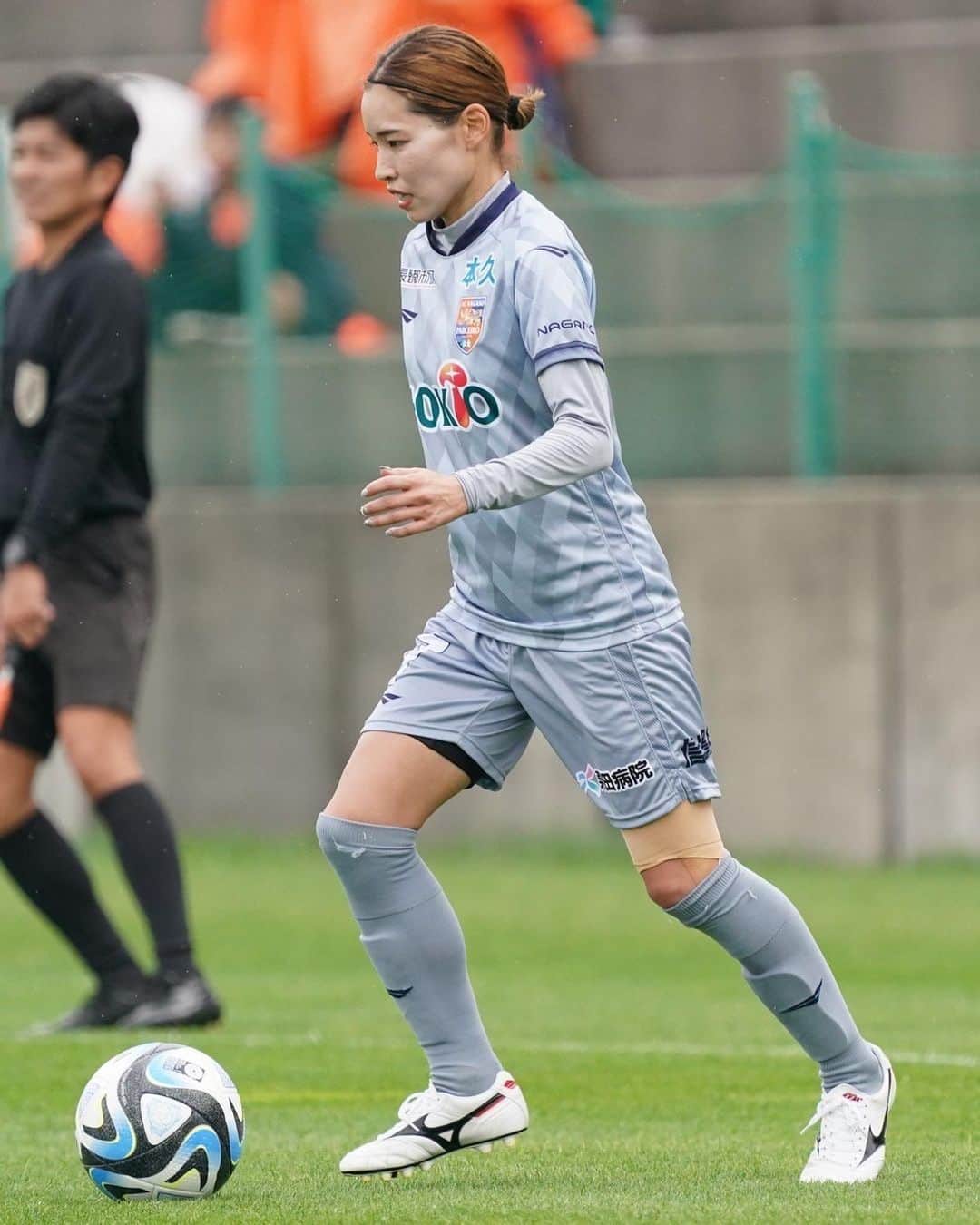 三谷沙也加のインスタグラム：「⁡ ⁡ ・ 昨日の公開トレーニングマッチ たくさんの方が足を運んでくださり 本当にありがとうございました🥺❤️‍🔥 ⁡ 悪天候予報にも関わらず 来てくださり、応援してくださって 感謝しかないです😭❤️ ⁡ みんなで 開幕に向けて更に良い準備をしていきたいと思います👊🔥 ⁡ ⁡ イベントまで参加してくださった方 ありがとうございました🤍 ⁡ ⁡ #WEリーグ#nagano #acnpladies #パルセイロレディース#7#三谷沙也加 #公開トレーニングマッチ #vsアルビレックス新潟レディース #笑顔で終われるために #まだまだ頑張ります❤️‍🔥」