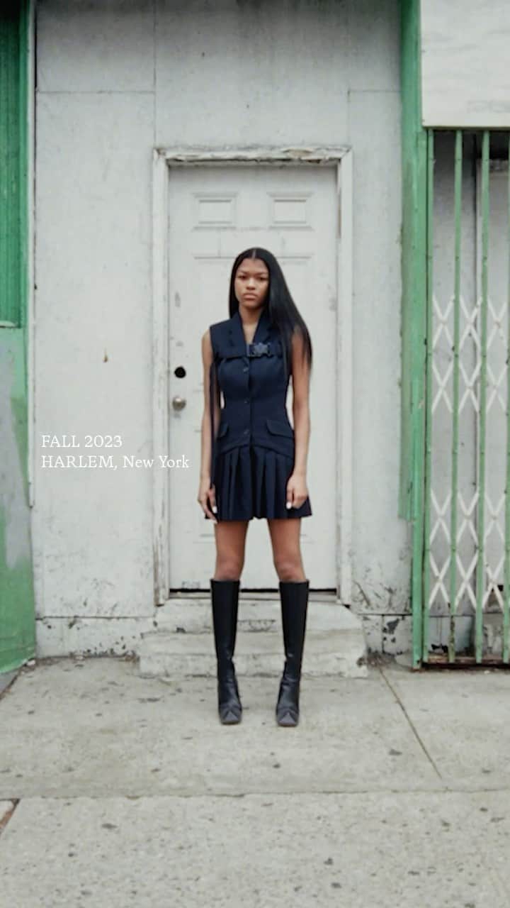 OFF-WHITE C/O VIRGIL ABLOHのインスタグラム：「FALL 2023 HARLEM, New York  Off-White™ “LUNAR SHIPPING” collection now available online at off---white.com and at Off-White™ boutiques worldwide   — video direction & sound design c/o @julianklincewicz directed by @ibkamara」
