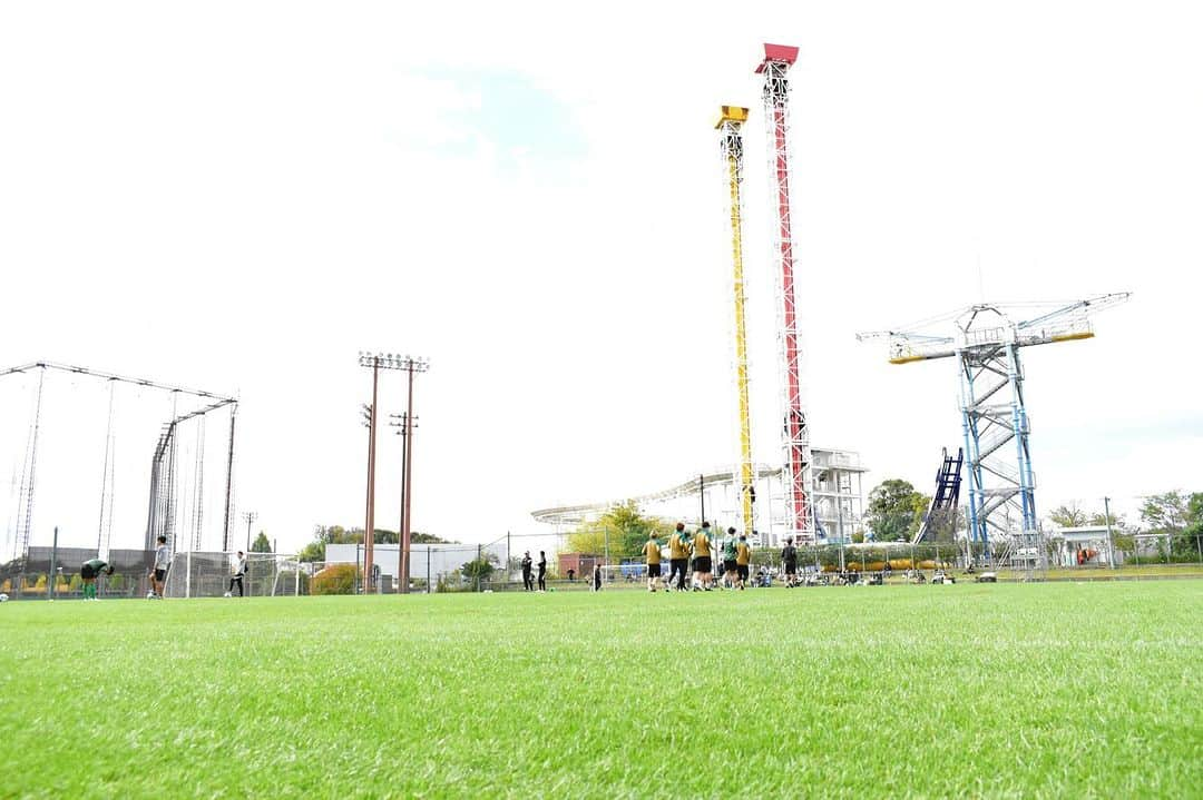 東京ヴェルディさんのインスタグラム写真 - (東京ヴェルディInstagram)「Recovery Training !!! Relax 🍀  #tokyo #verdy #tokyoverdy」10月29日 13時38分 - tokyo_verdy