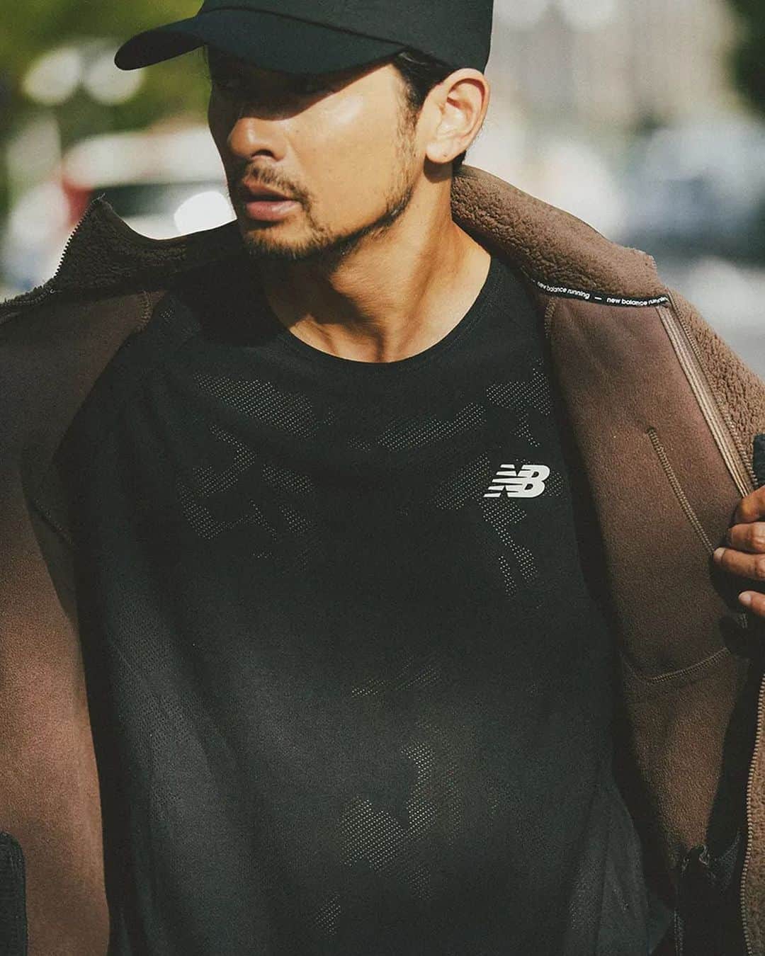 春日潤也のインスタグラム：「@oceans_magazine webで @newbalance 📷」
