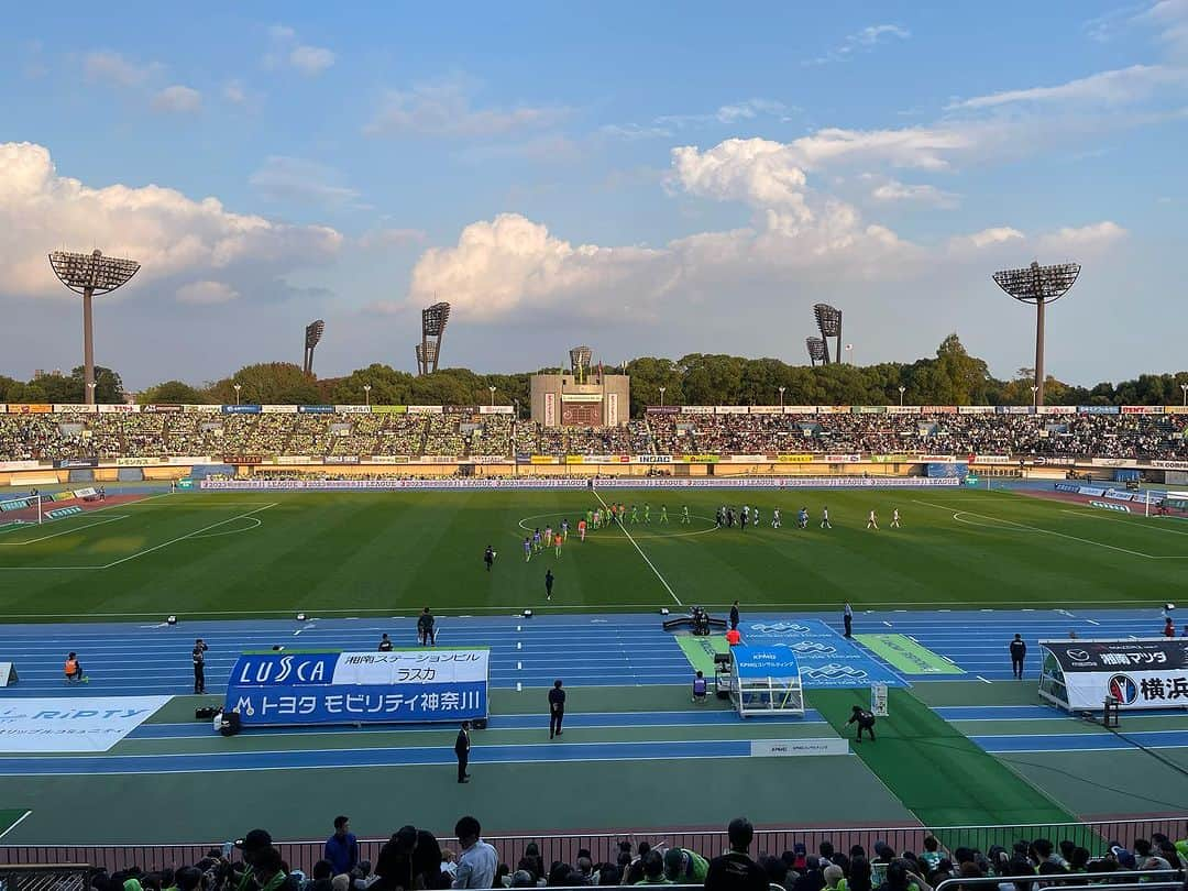 安田美香さんのインスタグラム写真 - (安田美香Instagram)「【⚽️#SCNゲットスリーライブ】実況つとめました🎤   #Jリーグ⚽️#湘南ベルマーレ vs #ヴィッセル神戸  https://ameblo.jp/xanadu09/entry-12826405172.html  #湘南ケーブルネットワーク #FM湘南ナパサ #bellmare #石田えり #安田美香」10月29日 14時56分 - mika.yasuda.horipro