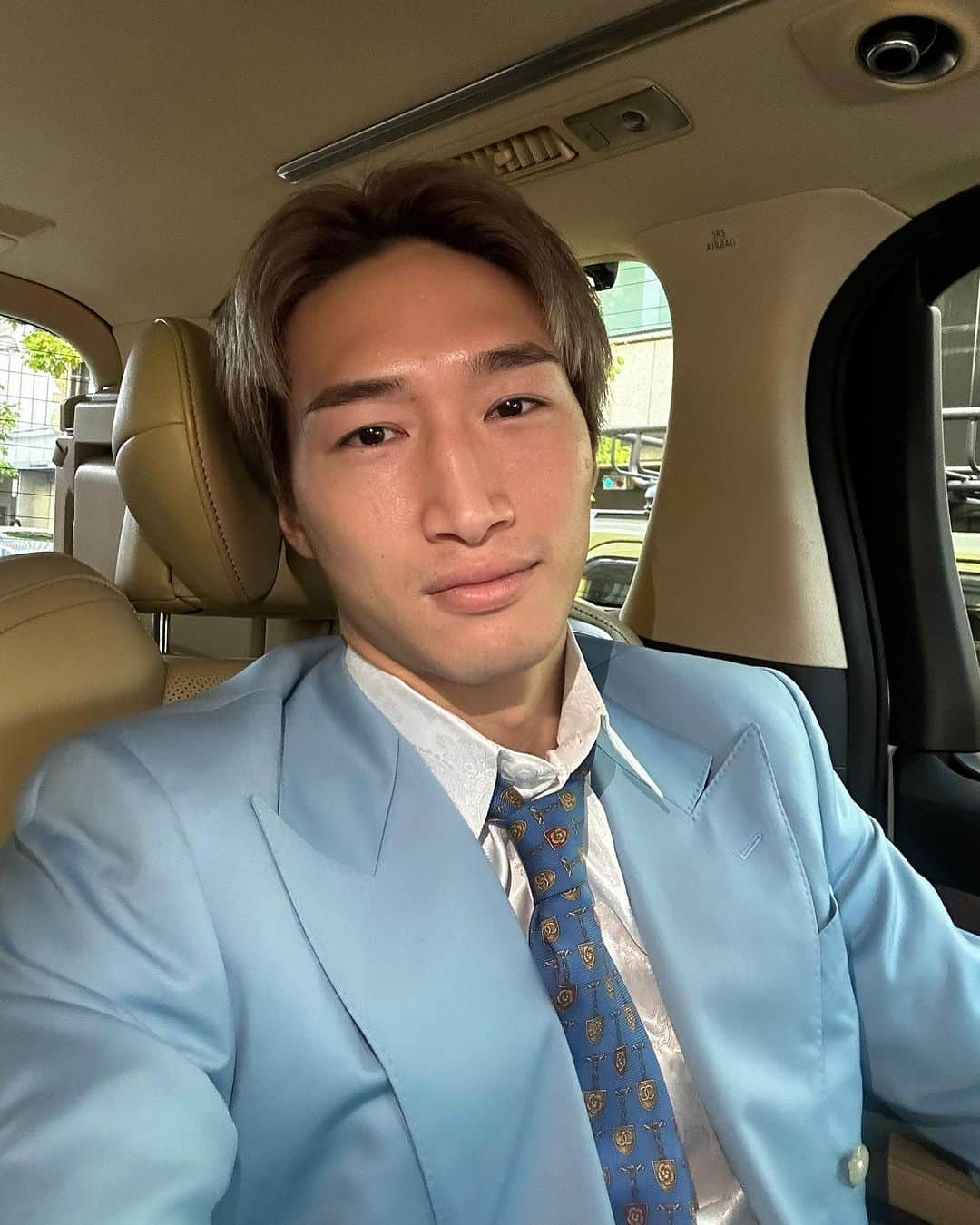 安保瑠輝也のインスタグラム：「28歳！がんばります！」