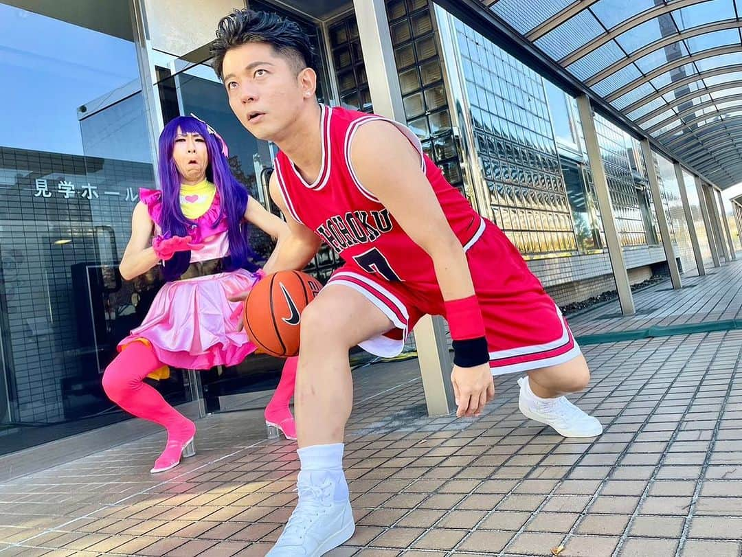 工藤淳之介さんのインスタグラム写真 - (工藤淳之介Instagram)「街に出たら仮装してる子供達を見かけ微笑ましかったです。 でもまださとちんほど強烈な人には出会ってません。  ここ数年の思い出とともに。 はっぴーはろうぃーん🎃🎃🎃  #halloween #halloweenmakeup #halloweencostume #slamdunk #宮城リョータ #推しの子 #星野アイ #鬼滅の刃 #竈門炭治郎 #胡蝶しのぶ #東京リベンジャーズ #マイキー #spyfamily #アーニャ #ロイド #bsn #bsnラジオ #3時のカルテット #happyhalloween #工藤淳之介」10月29日 16時20分 - kudojun_nosuke_bsn