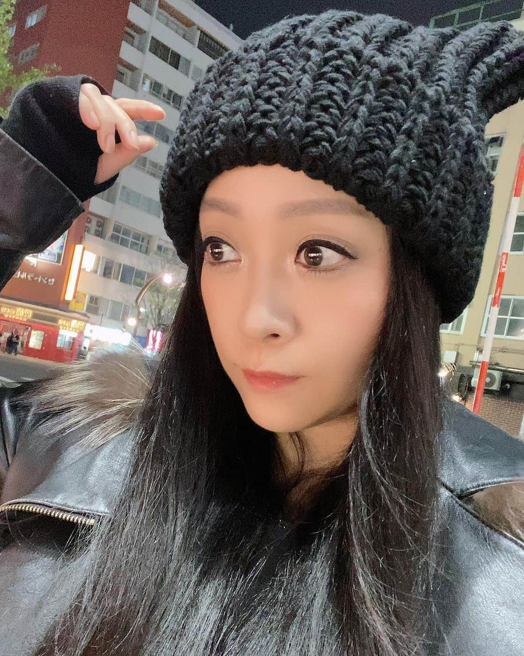 小向美奈子さんのインスタグラム写真 - (小向美奈子Instagram)「札幌楽し過ぎる‼️ 二日目の夜まぁまぁ飲み散らかした‼️  ７丁目のママ ららつー あやつり人形  前回出会って、また行きたくなる会いたくなる お店とママ達！」10月29日 16時31分 - x375x_komukai.m