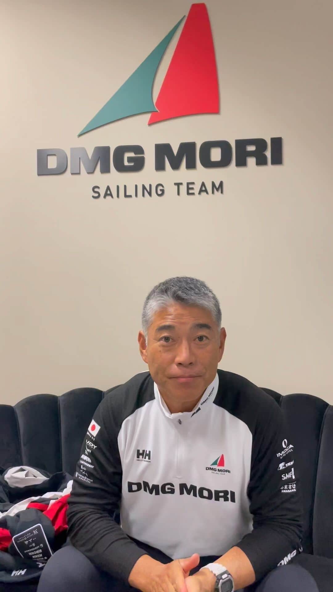 白石康次郎のインスタグラム：「10/29 低気圧の影響で、スタートが延期されました。」