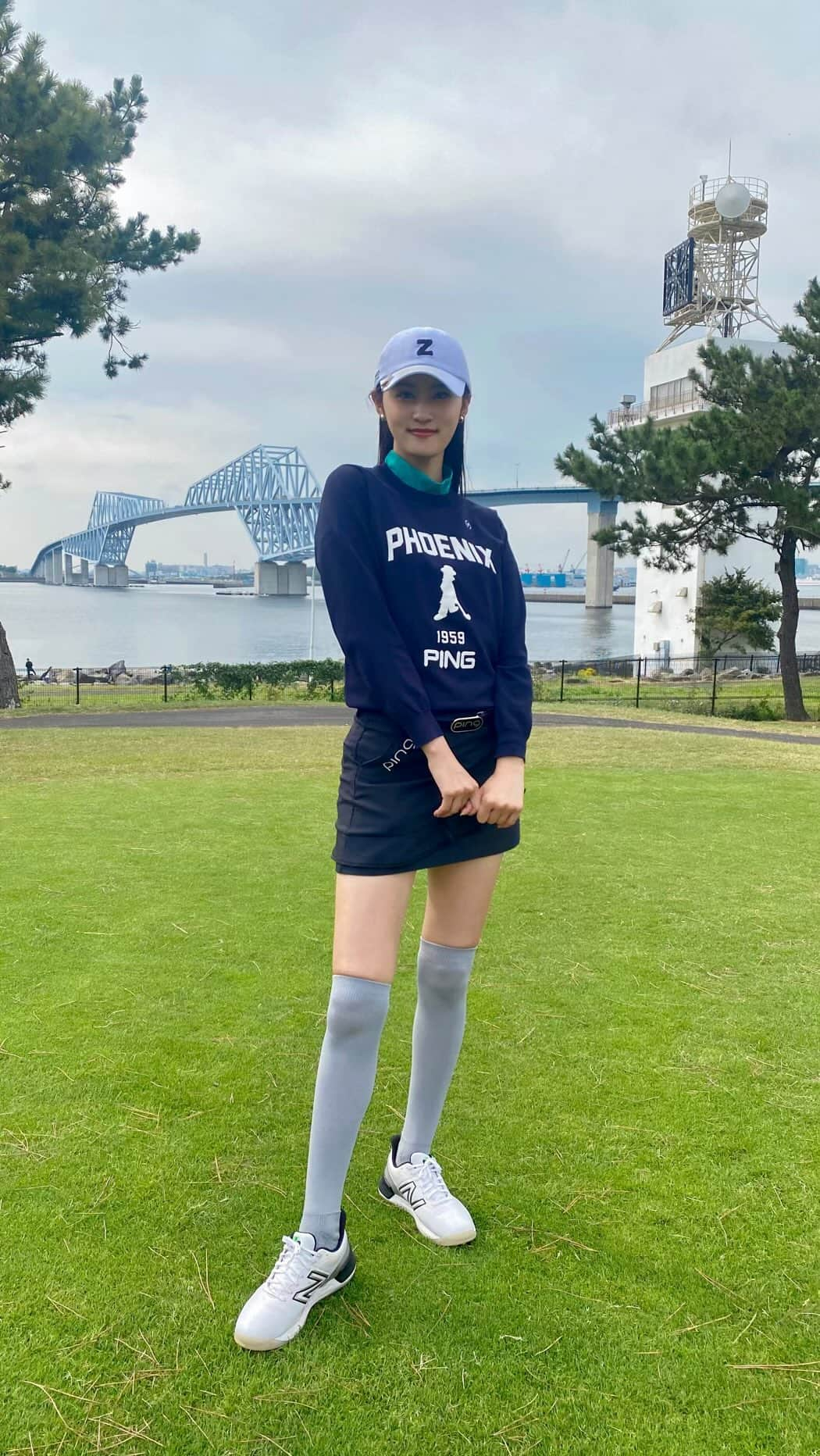 日吉晶羅のインスタグラム：「🏌️‍♀️😰😚🥰🤣💞💞💞  ちょこっと倍速で、 最後だけ通常です◎  #ゴルフ女子  #ping #ピンゴルフ  #pinggolf #ゴルフ初心者 #ドライバー  #ゴルフウェア #可愛い #golfswing」