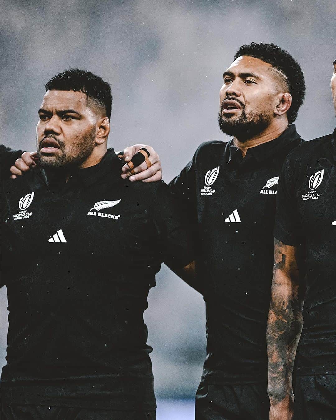 All Blacksのインスタグラム：「So proud to wear this black jersey and represent our country 🇳🇿🖤  #AllBlacks」