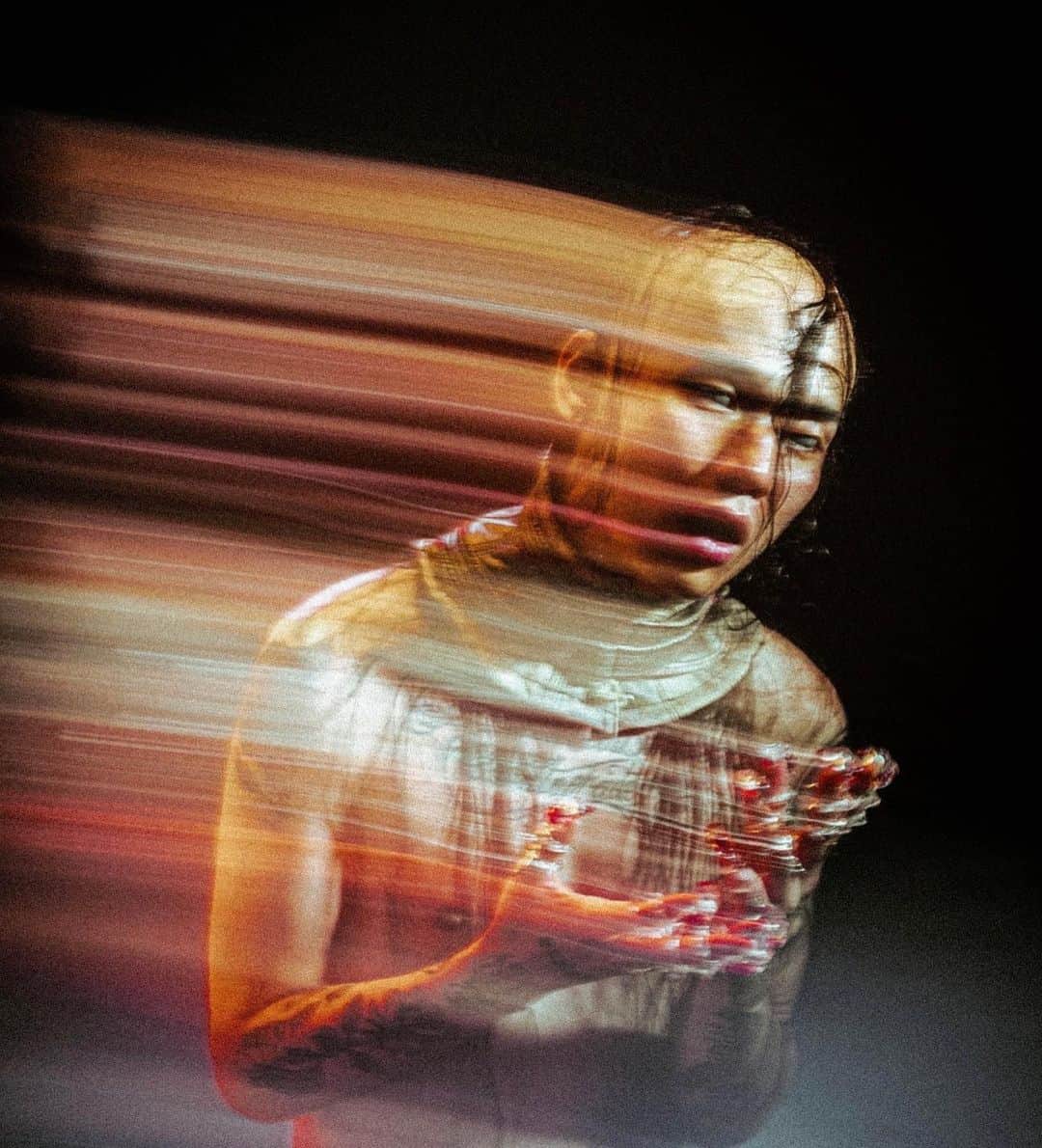 カワグチジンのインスタグラム：「Grillz by @grillz_by_dr_zara  HMU @ryunoshin_tomoyose  styling @nuga.jp  SFX @nobu5001  photo @koshunn   MVLOOK3  11月公開」