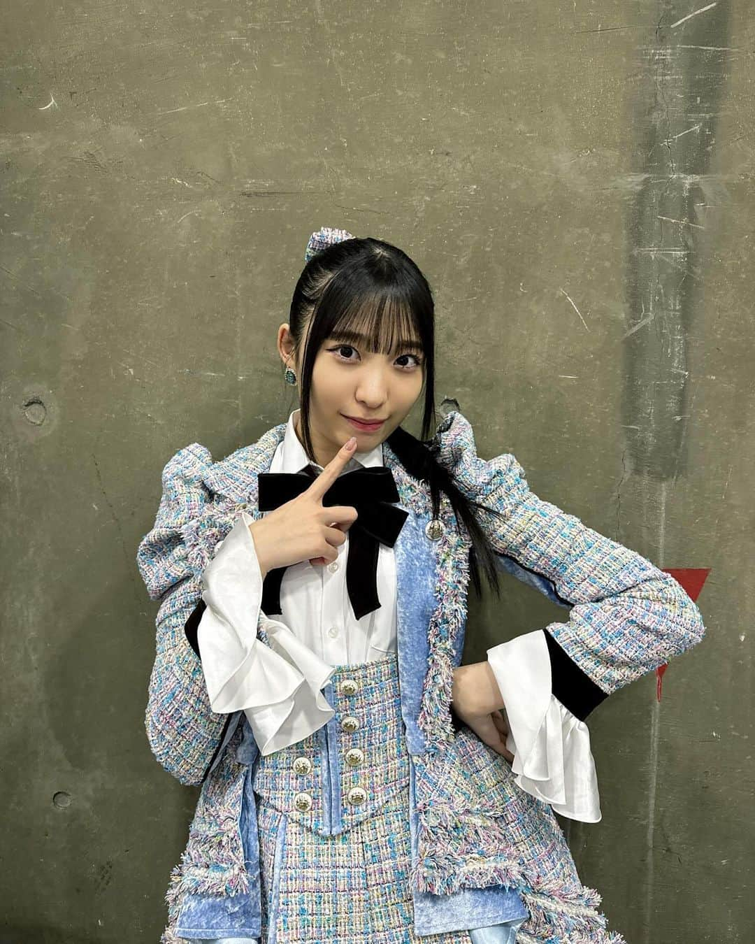 石黒友月さんのインスタグラム写真 - (石黒友月Instagram)「⁡ ⁡ ⁡ SKE48に加入して初めて 地元でお仕事ができました🌙 ⁡ ⁡ 出身地の一宮市は織物がとても有名で 尾州の生地を使った衣装まで 準備していただきました👗 ⁡ ⁡ 本当に可愛い､天才…🥺🩵 ⁡ これからも地元でお仕事出来るように もっと盛り上げていけるように頑張ります！  #一宮 #一宮市 #尾州 #尾州ツイード #SKE48 #idol #アイドル」10月29日 17時16分 - yuduyu1011