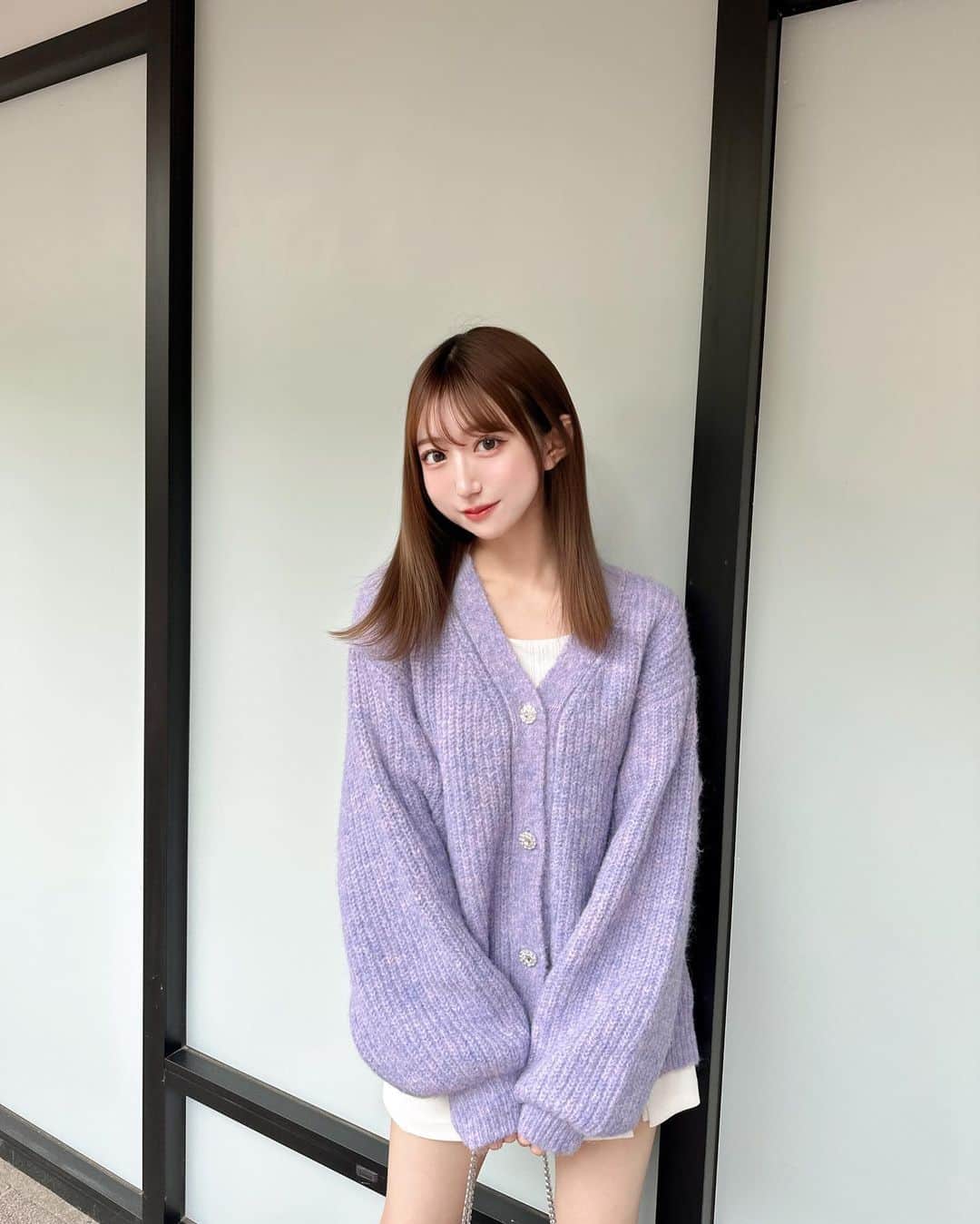 Ayanaさんのインスタグラム写真 - (AyanaInstagram)「ゆったりお散歩した日🍇🍇 ⁡ ⁡ カーディガンは @publux_official  ビジューとゆったりシルエットが可愛いの♡ ⁡ ⁡ ZOZOTOWNで今ならお買い得だよ〜✨️ ⁡ ⁡ #publux #vivayou #zozotown #zozotown購入品 #zara #uniqlo #ニットカーディガン #スカート #ミニスカート #ビジュー #カーディガン  #GRL #グレイル #カーディガンコーデ」10月29日 17時39分 - naalunlun