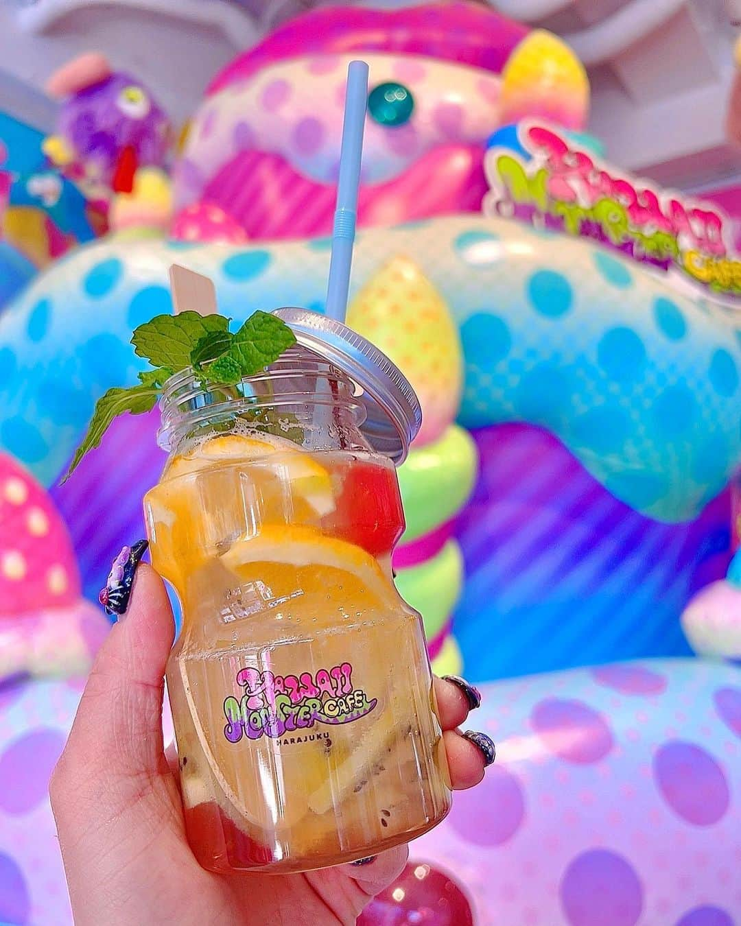 KAWAII MONSTER CAFEのインスタグラム：「🍎FRUITY HEAVENLY 🍎 🍏🍒"fruits mix"🍒🍏 ¥700-  #kawaii #kawaiimonstercafe #harajuku」