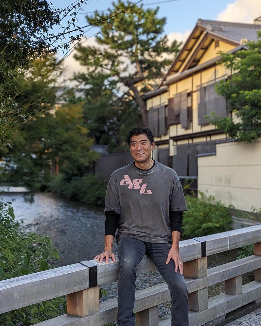 日本テレビ「ANOTHER SKY」さんのインスタグラム写真 - (日本テレビ「ANOTHER SKY」Instagram)「【先行公開】 先日京都を訪れていたゲストは、俳優の髙嶋政宏さんでした！芸能界屈指の食通として有名な髙嶋さん。京都の庶民的なお店から隠れ家的名店まで、さまざまな食レポをお届けしてくれるそう！  #ANOTHERSKY #アナザースカイ #Pixelで撮影  #髙嶋政宏 #京都 #今田耕司 #八木莉可子」10月29日 18時00分 - anothersky_ntv