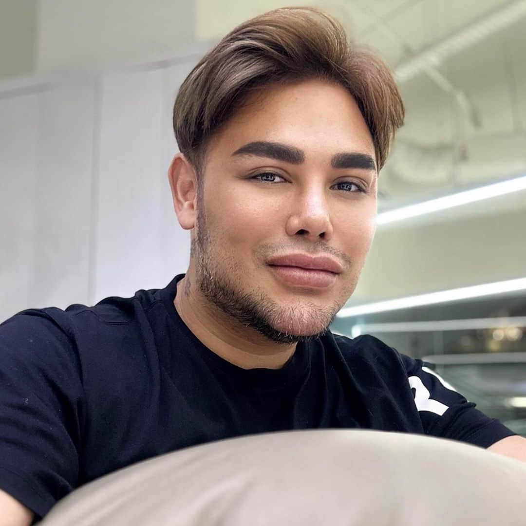 のインスタグラム：「The more you practice the better you get 👑」