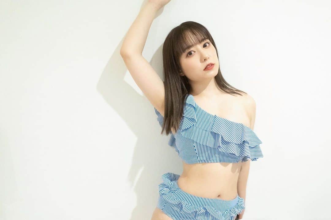 前田美里のインスタグラム：「おしゃれグラビア…💙 . . 📷_#sonyα7c  水着… #SHEIN  . #グラビア #セルフィー #写真集 #記憶の雫 #講談社 #グラビアアイドル  #アイドル #水着  #被写体 #ファインダー越しの私の世界 #写真好きな人と繋がりたい  #写真 #ヲタク #櫻坂46 #欅坂46 #日向坂46 #フォロー #フォロワー募集中 #gravure #idol #japanesegirl #follow #followme #selfie #좋아요 #팔로우미 #팔로미 #오오티디」