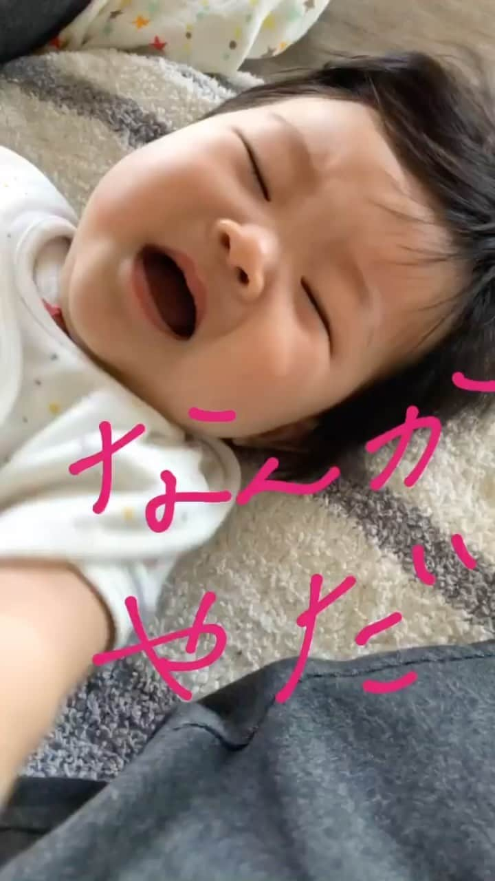 田中雅美のインスタグラム：「1歳前後の娘💖」