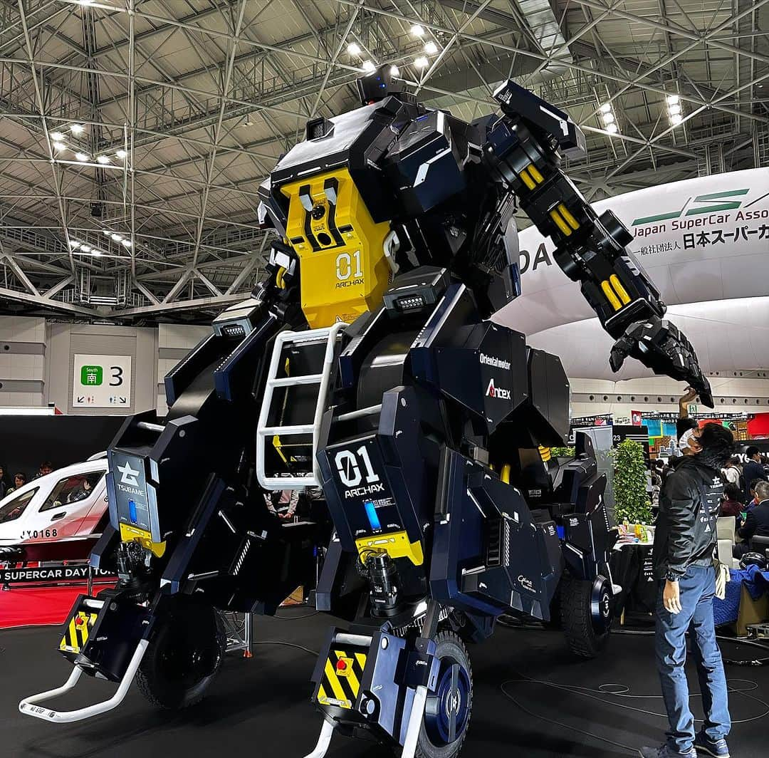 小川哲史さんのインスタグラム写真 - (小川哲史Instagram)「Future 🚕  #japanmobilityshow」10月29日 18時27分 - satoshiogawa92