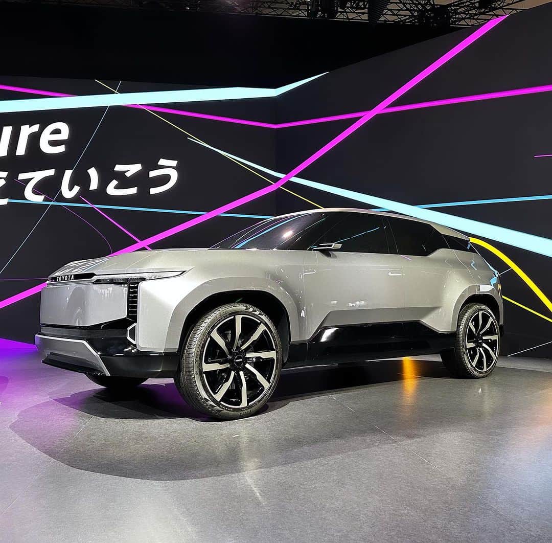 小川哲史のインスタグラム：「Future 🚕  #japanmobilityshow」
