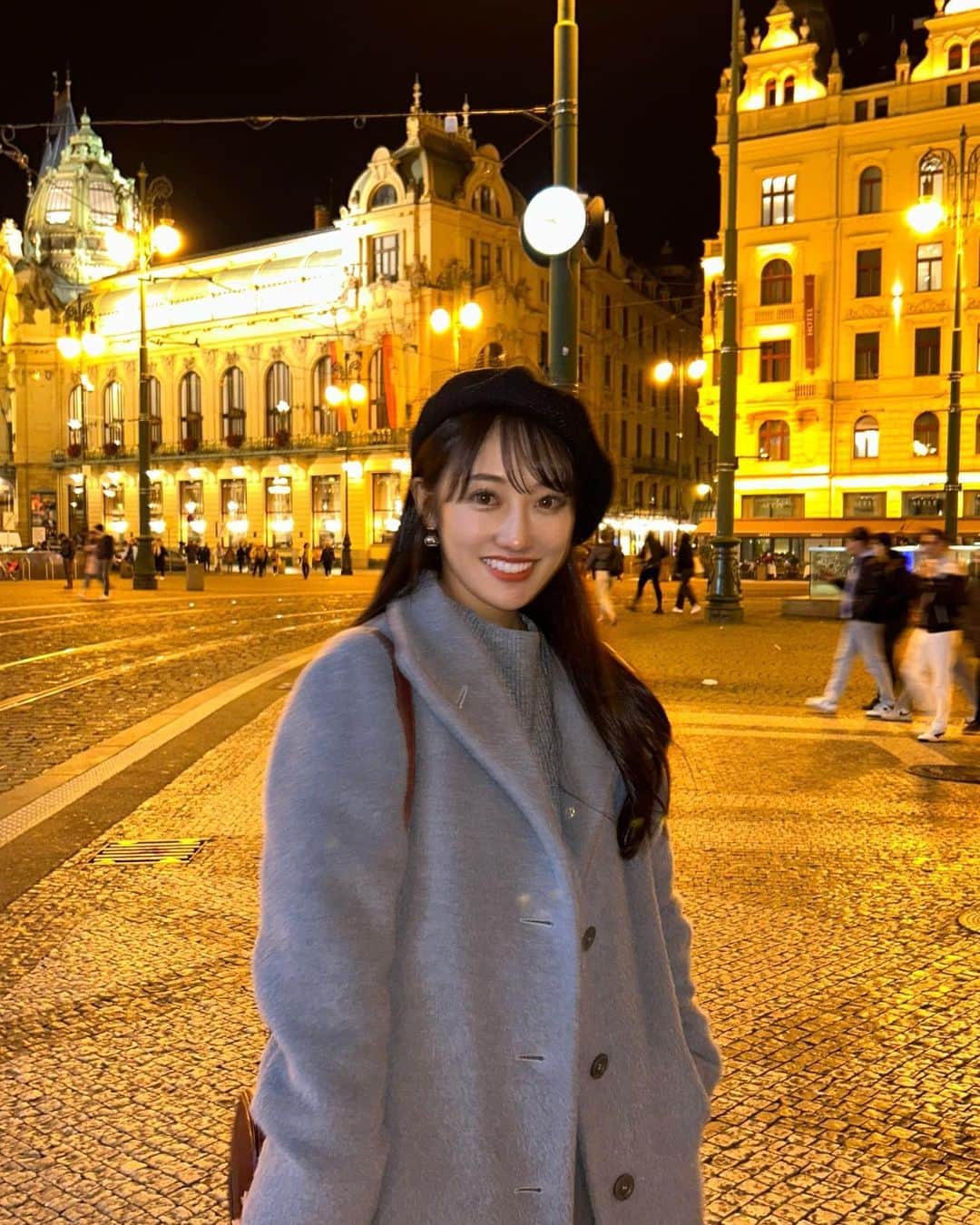 片原恵麻さんのインスタグラム写真 - (片原恵麻Instagram)「Prague🇨🇿  世界で唯一、全市が世界遺産に登録されているプラハ🚶‍♀️ どこを歩いてても街並みがひたすら可愛い🥲  プラハ1食目は Café imperial𓌉𓇋 ‎🤍  絶対食べると決めてたトリュフニョッキ🤭 ニョッキ好きすぎて旅行中に3食くらい食べたけど特にここが美味しかった🤍  #ヨーロッパ#ヨーロッパ旅行#プラハ#プラハ旅行#ヨーロッパ旅#チェコ#チェコ旅行#cafeimperial#cafeimperialprague#Prague#praguecity#praguefood」10月29日 18時52分 - emma_katahara