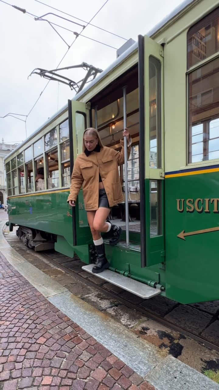ASOSのインスタグラム：「You've arrived at your destination. Time to a̶l̶i̶g̶h̶t̶ serve 📸 🍽️  ASOS DESIGN fluffy mini dress [132665411] ASOS DESIGN canvas jacket [131284426] ASOS DESIGN Curve smart herringbone belted coat [116048653]」