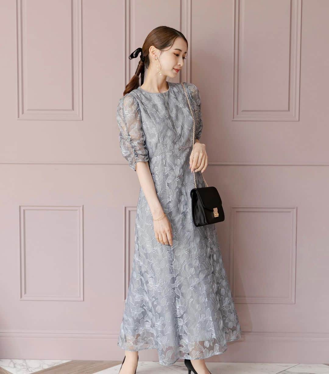 スカイMKのインスタグラム：「先日、AIMERさんの モデルをさせて頂きました☺️♡ @aimer_dress   可愛いパーティドレスたくさんなので 結婚式、成人式2次会控えている方は 特に是非ご覧ください🥰  HPでスカイを探してみてね🫶」