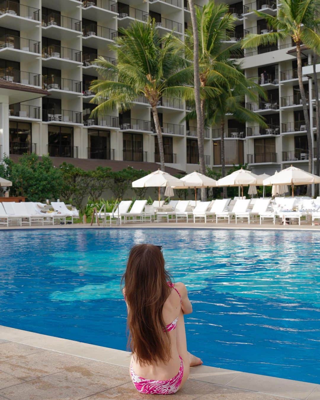 リンさんのインスタグラム写真 - (リンInstagram)「#ハレクラニワイキキ 🌺👙🕶️  #halekulaniwaikiki   #哈利库拉尼 威基基」10月29日 19時02分 - rinn0626